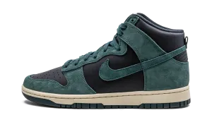 Sport Wear Free Fit Dunk High "Faded Spruce"