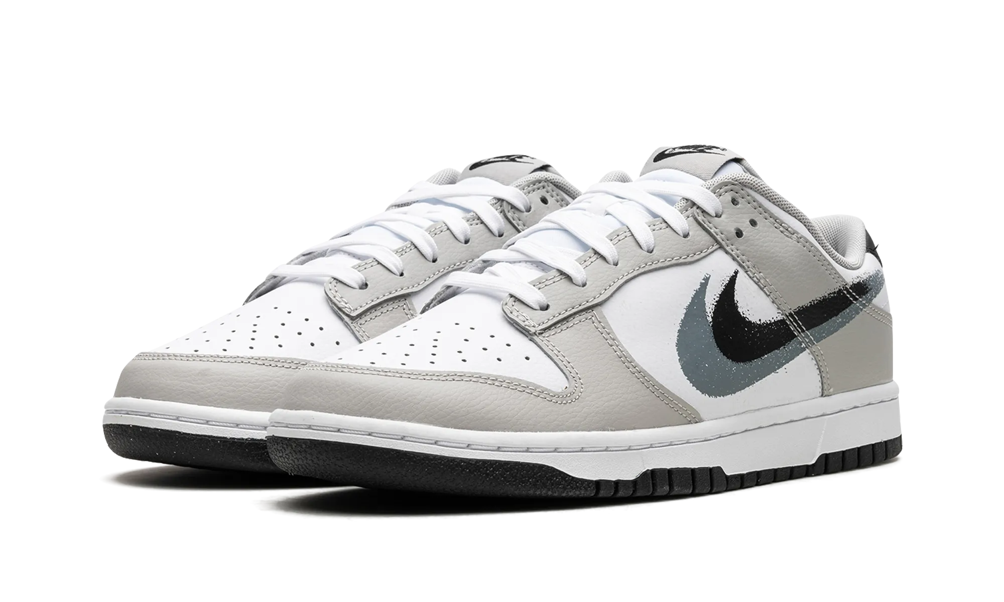 Dunk Low "Stencil Swoosh" Fashionable Street Flex