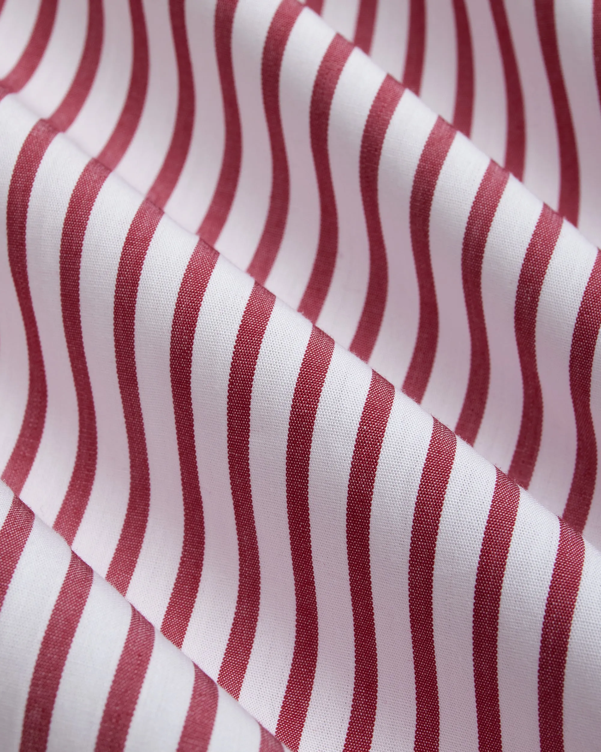 Made-in-Canada Dark Red Butcher Stripe Broadcloth Button Down Shirt - Classic Fit Trendy Daywear