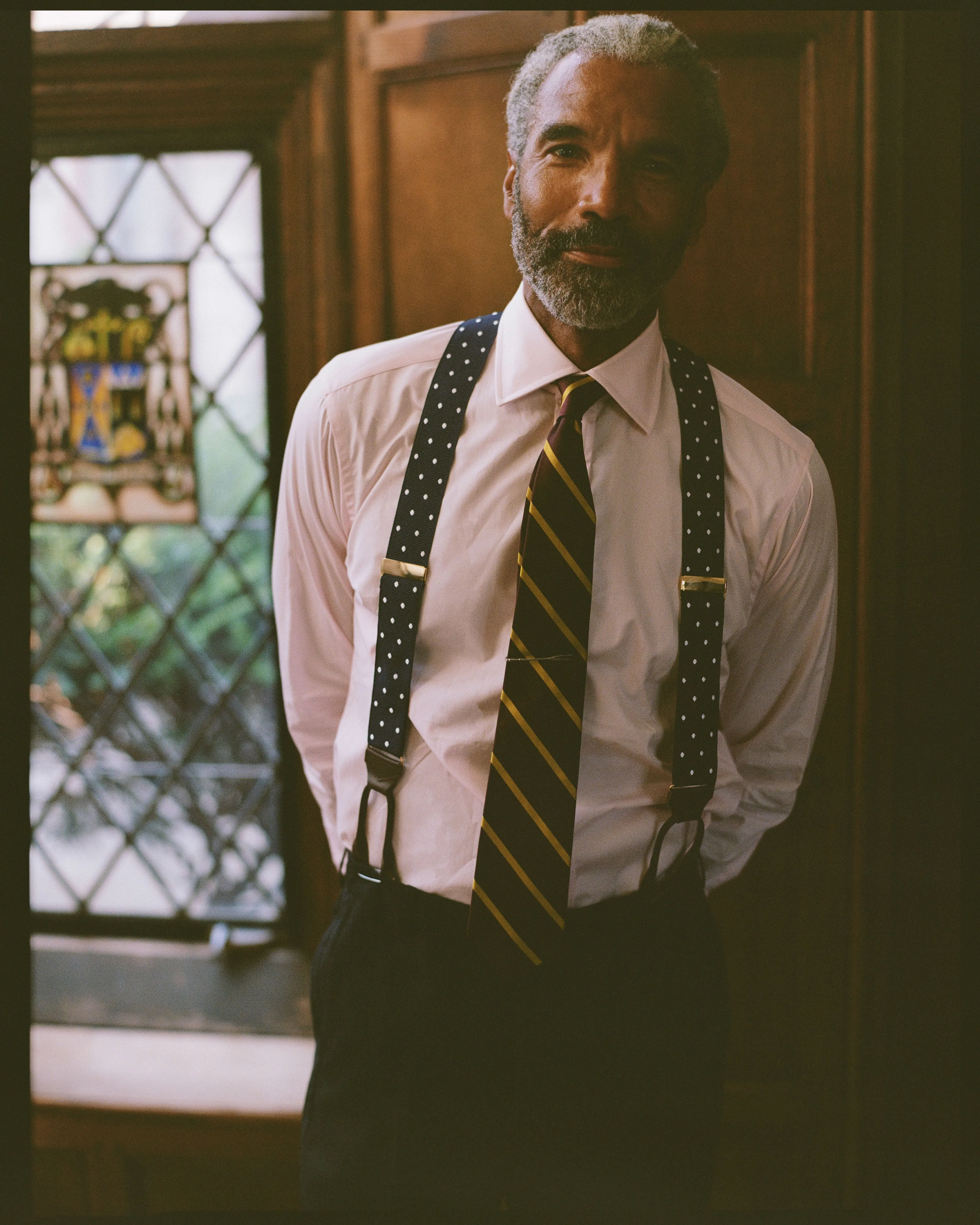 Made-in-USA Thomas Mason Solid Pink Spread Collar Dress Shirt - Regular Fit Geometric Design