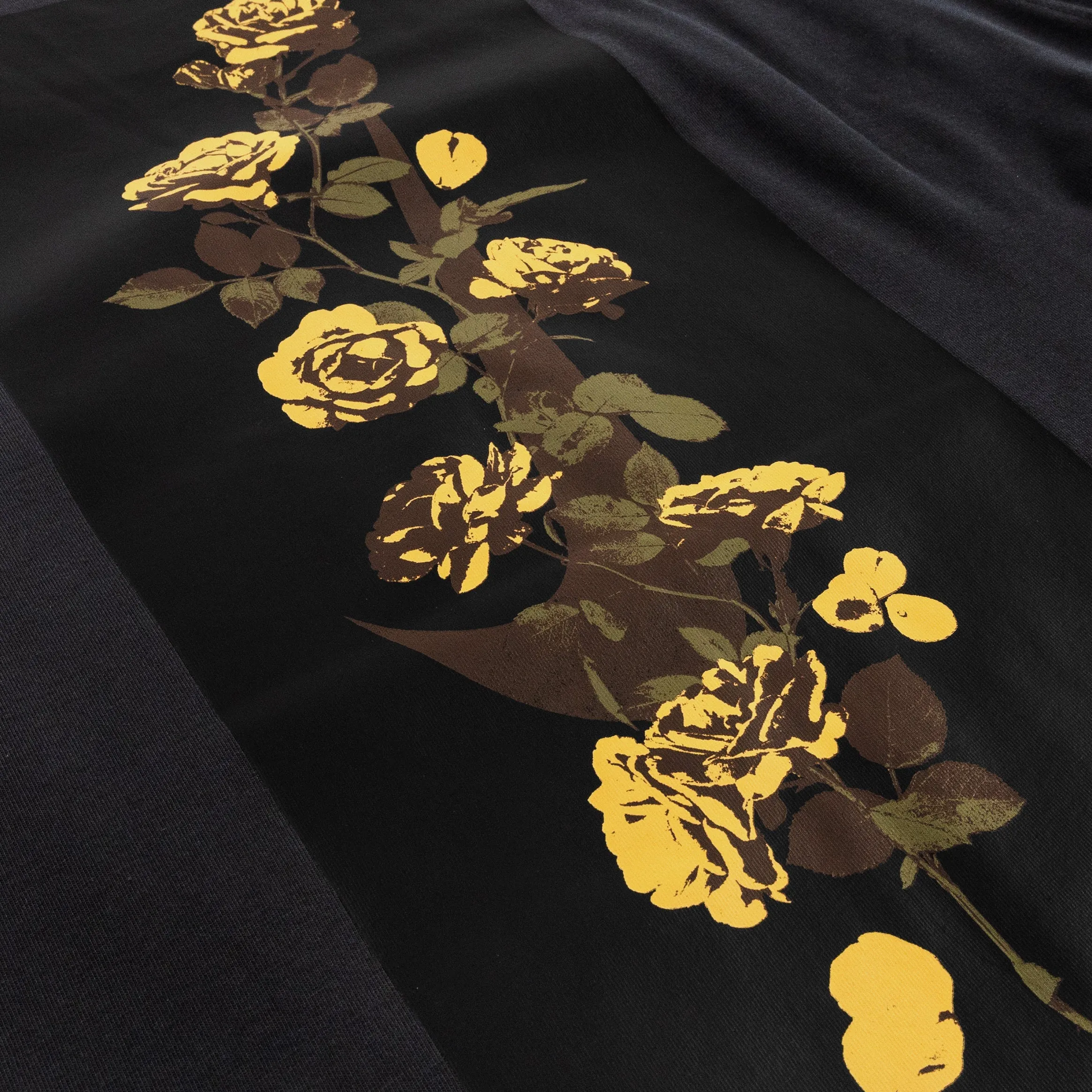 Max 90 Rose City Mens Short Sleeve Shirt (Black) Roomy Comfort Cozy Comfort Look