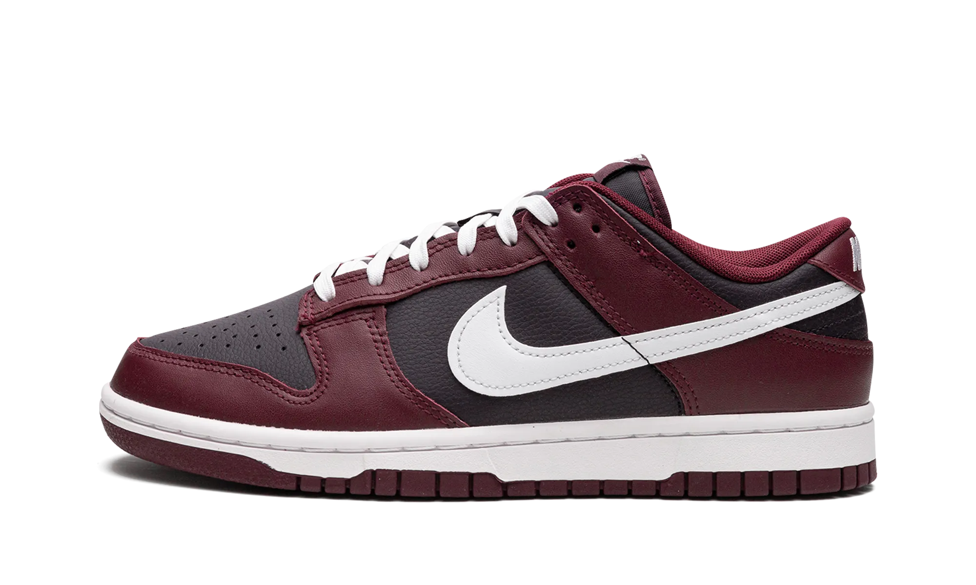Dunk Low "Dark Beetroot" Sport Walk