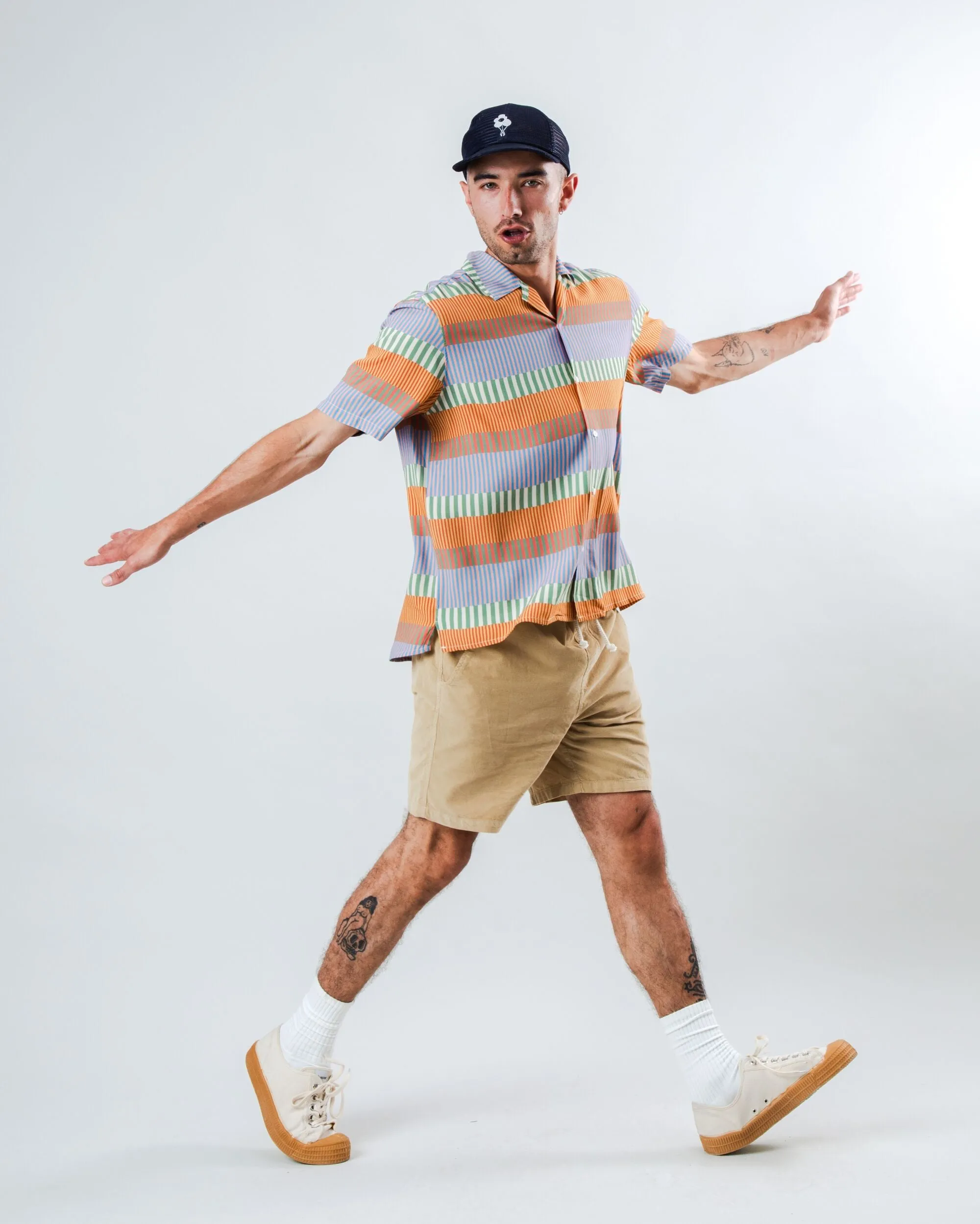 Reinforced Buttonholes Dressy look Mediterranean Aloha Shirt