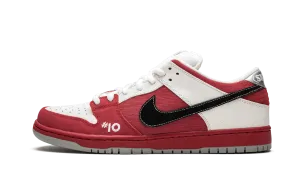 Dunk Low Premium SB "Roller Derby" Stable Form