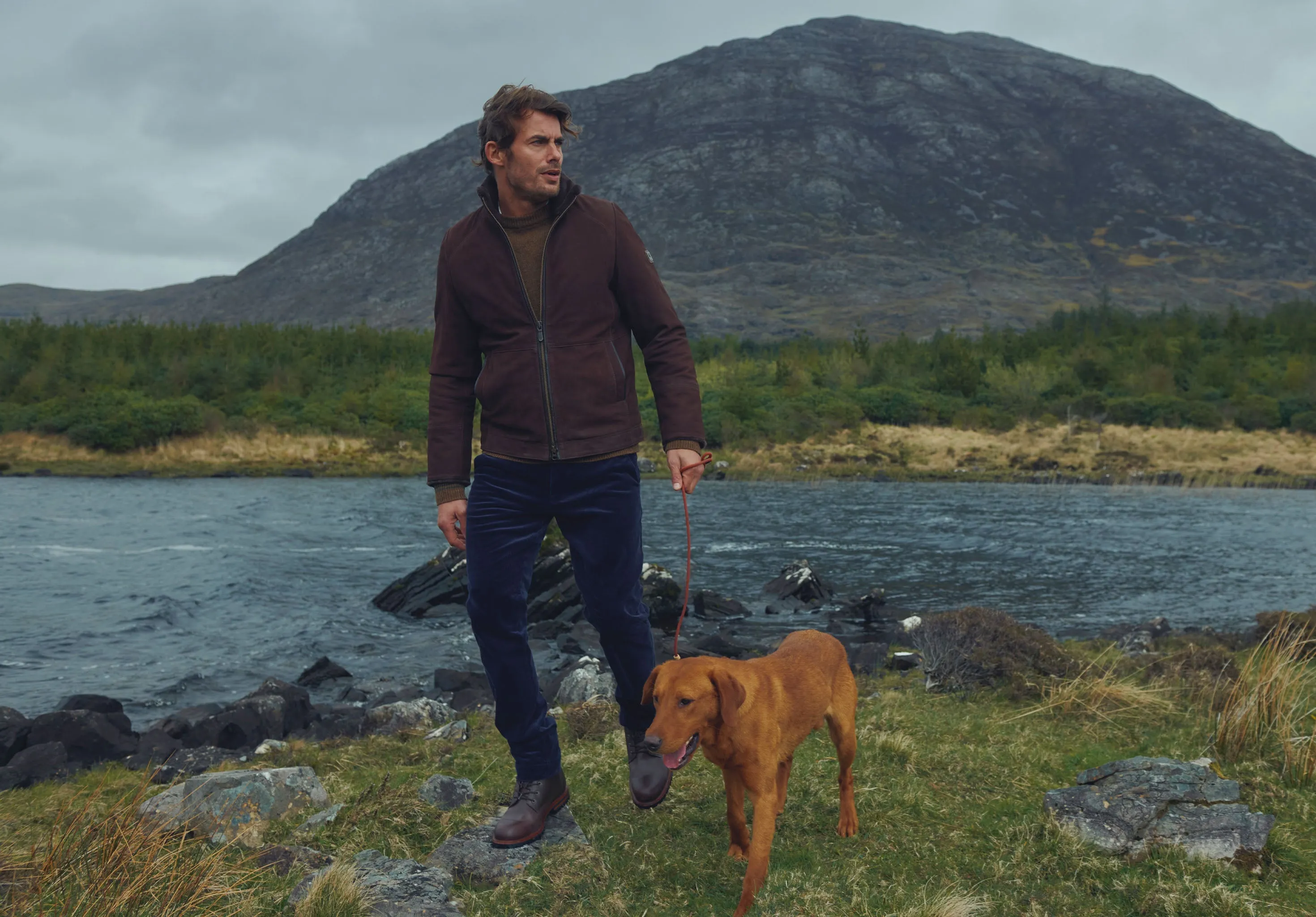 Adjustable Drawstring Waist Lightweight Packability Merriman Men??s leather jacket ?C Walnut