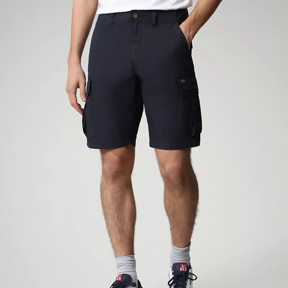 Trendy Mood Relaxed Motion Napapijri - Noto 4 Cargo Shorts in Navy