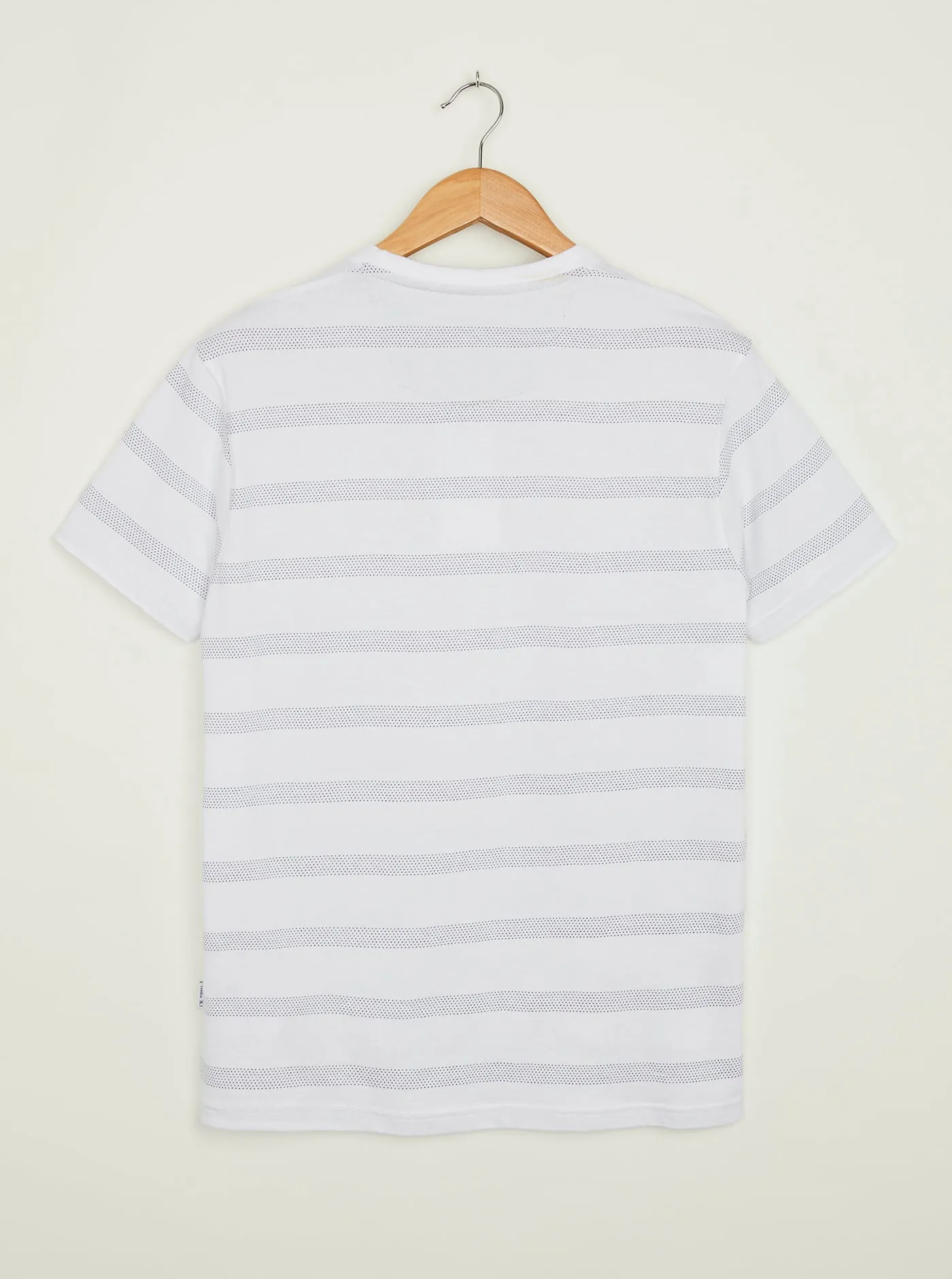 Orsett T-Shirt - White Insulated Outerwear