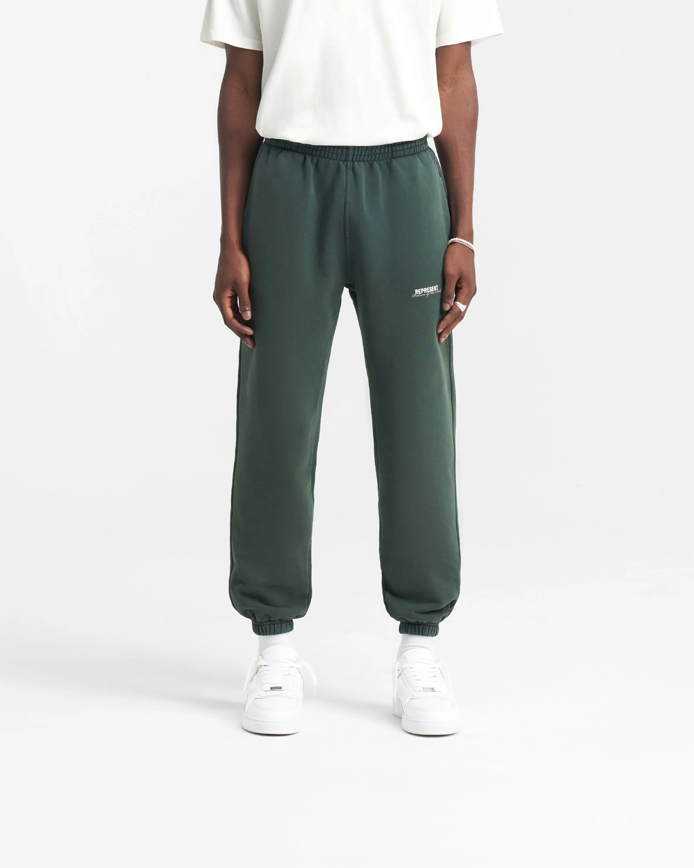 QuickReleaseFastenings Comfortable Movement Patron Of The Club Sweatpant - Forest Green