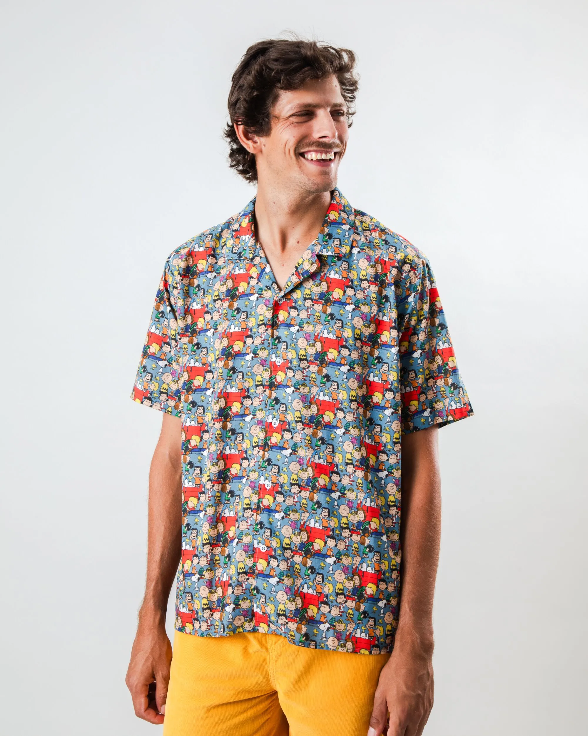 Functional Fashion Peanuts The Gang Aloha Blue