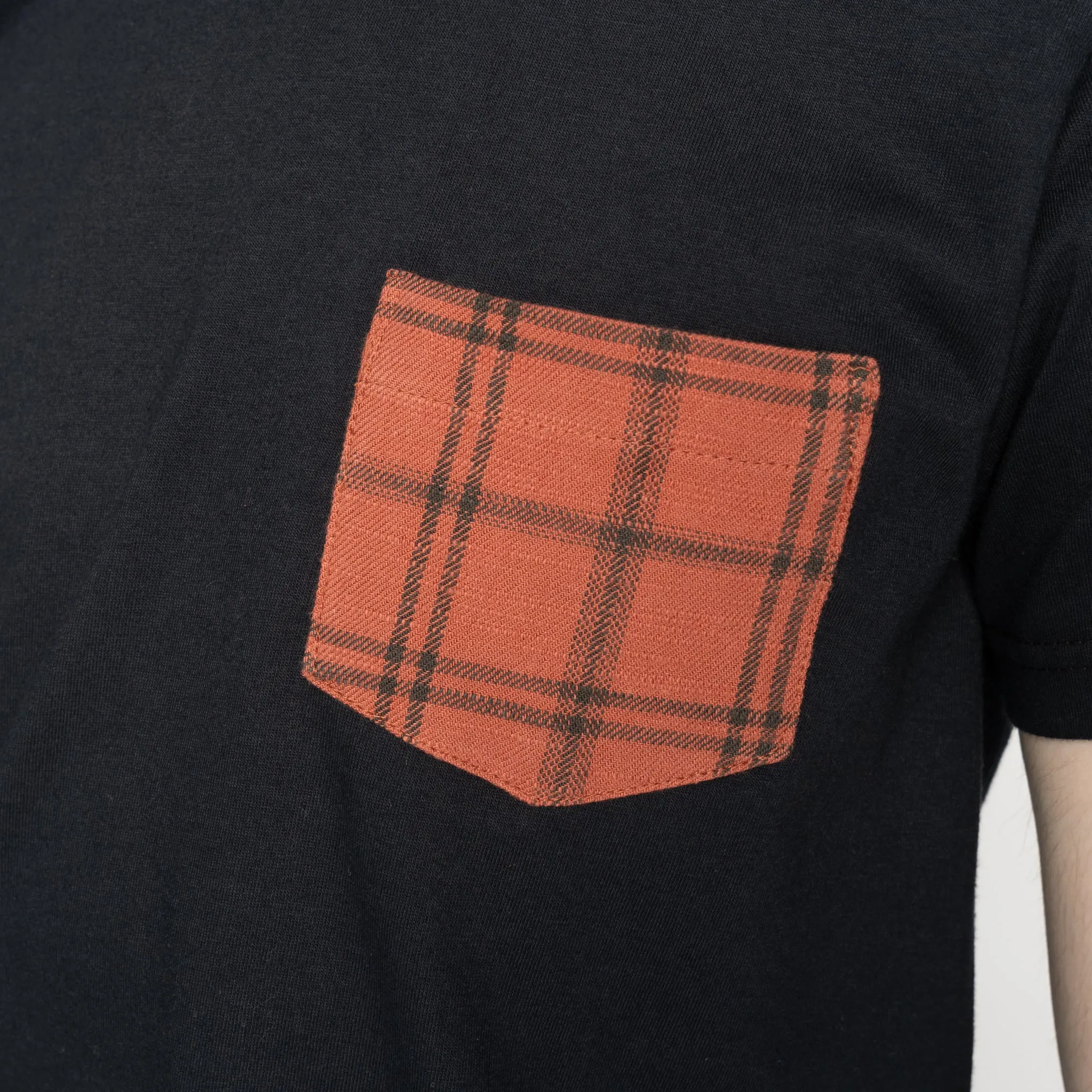 Pocket Tee - Black - Big Slub Vintage Flannel - Red Compact Stitch Pattern