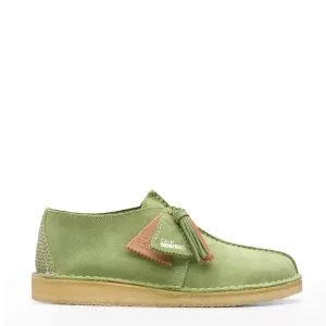 Wave Flow Handcrafted Detailing Clarks Originals Desert Trek Apple Suede