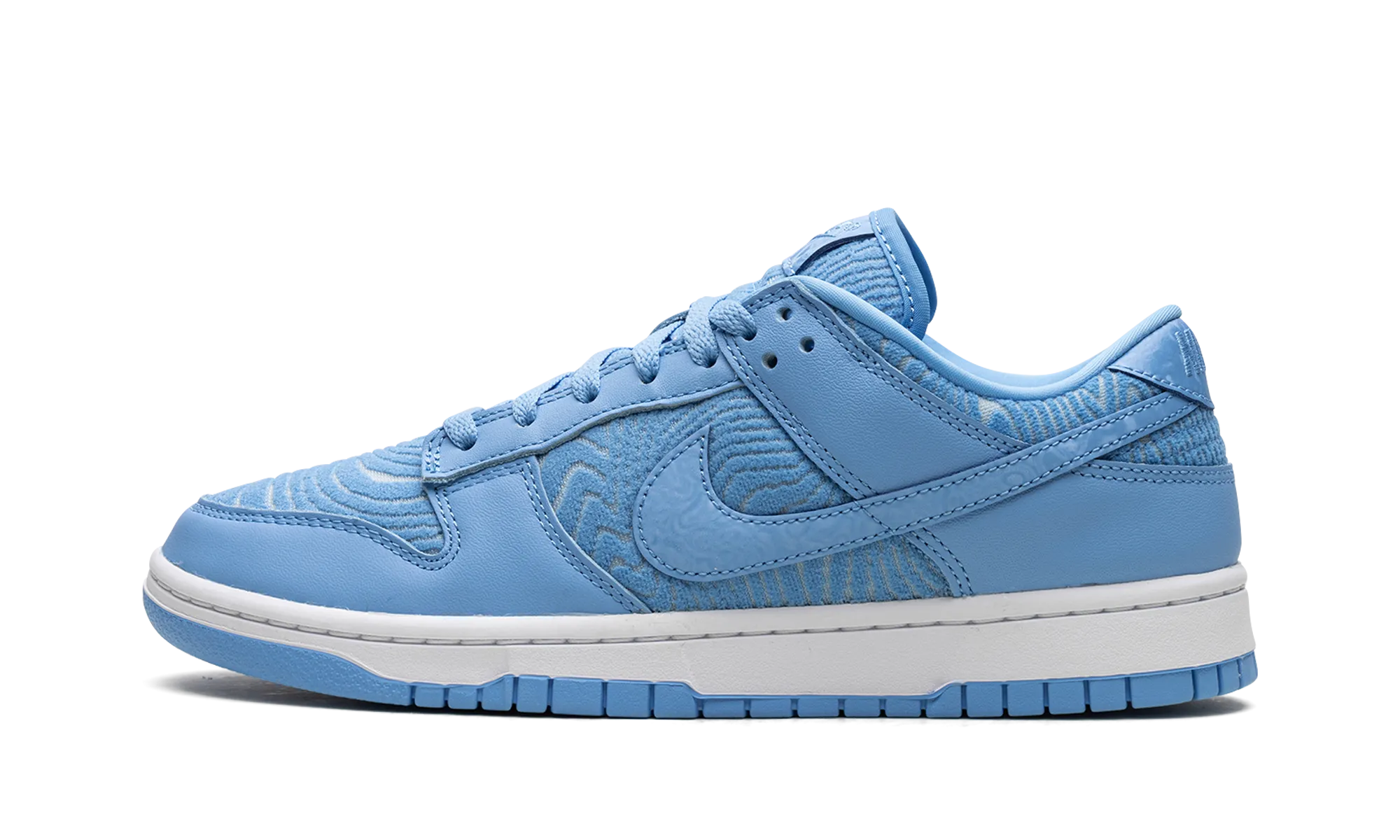 Trend Driven Dunk Low PRM "Topography University Blue"