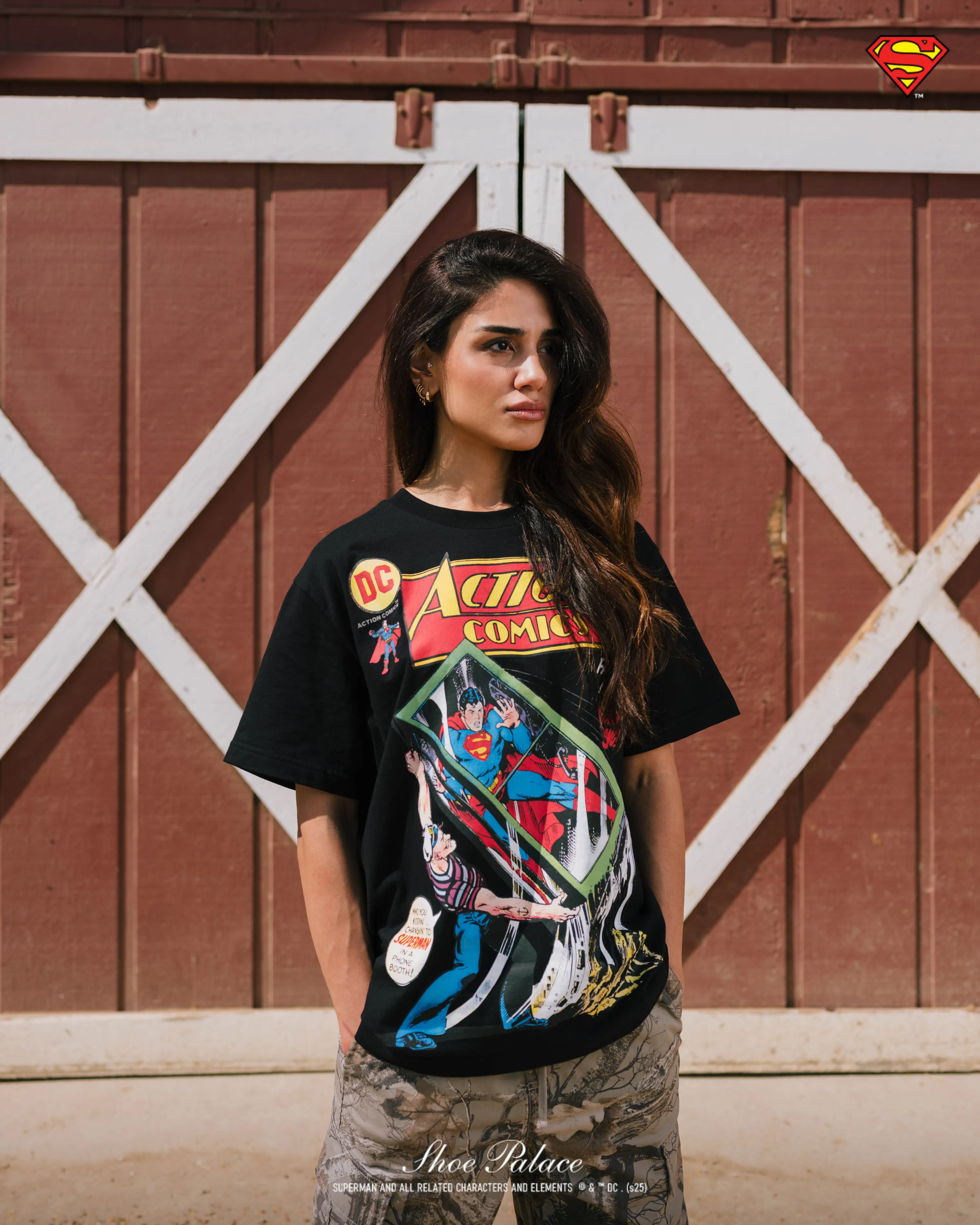 Anti Pilling Finish Effortless Fashion Superman x Shoe Palace Action Comics Mens Short Sleeve Shirt (Black/Red)