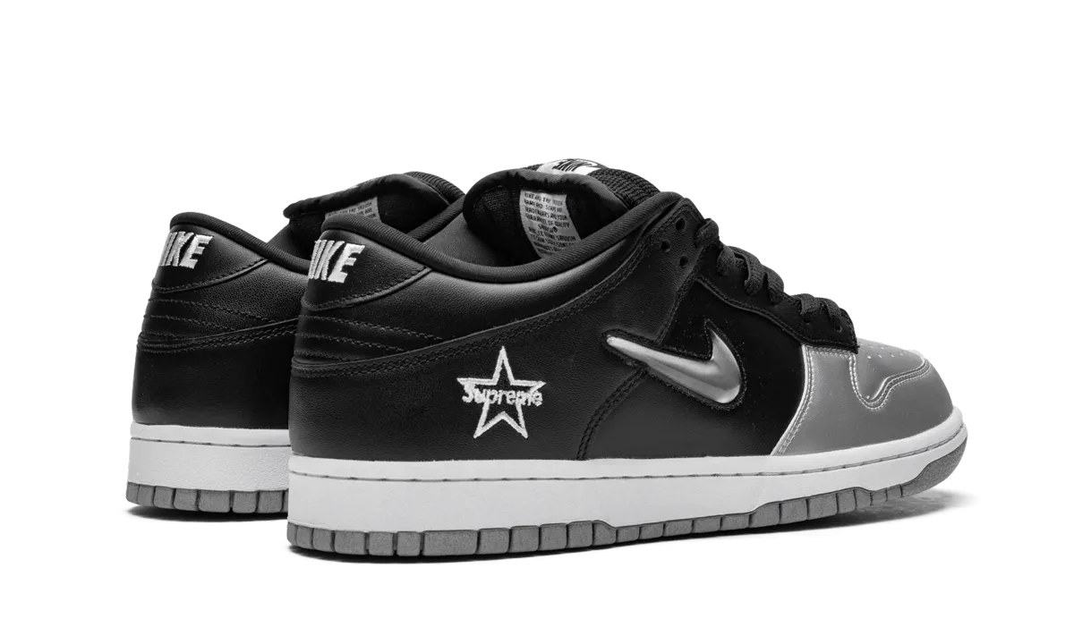 SB Dunk Low OG QS "Supreme - Jewel Swoosh Silver/Black" Street Life Ready