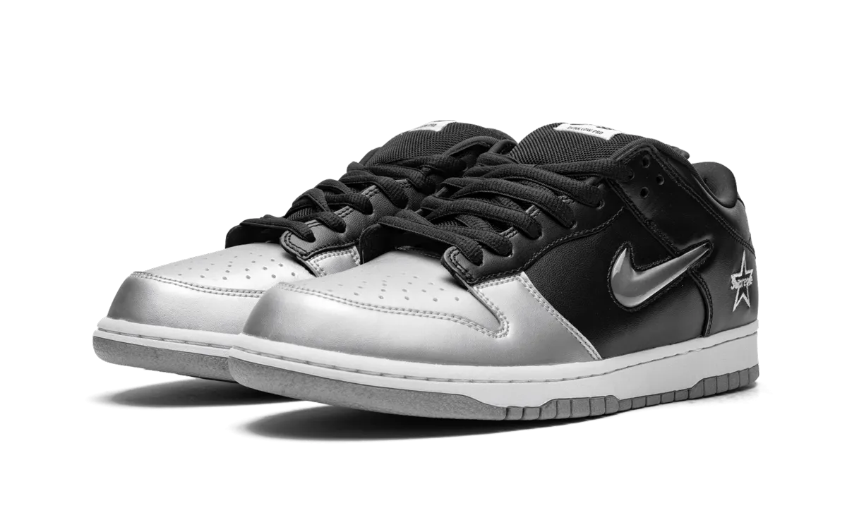 SB Dunk Low OG QS "Supreme - Jewel Swoosh Silver/Black" quick dry Casual