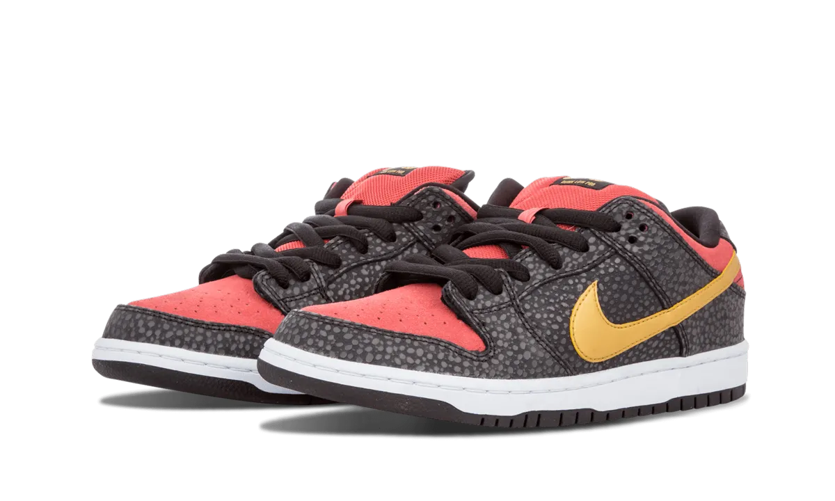SB Dunk Low Premium QS "Walk Of Fame" Flexible Stability Ride