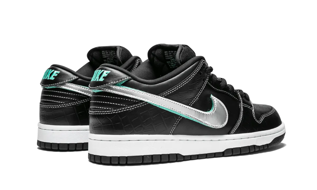 SB Dunk Low Pro OG QS "Black Diamond" Flexibility Ride