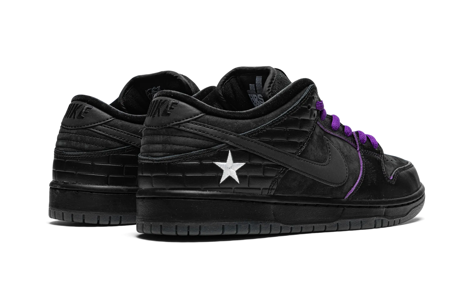 Low Top Style Stylish Look SB Dunk Low "Familia First Avenue"