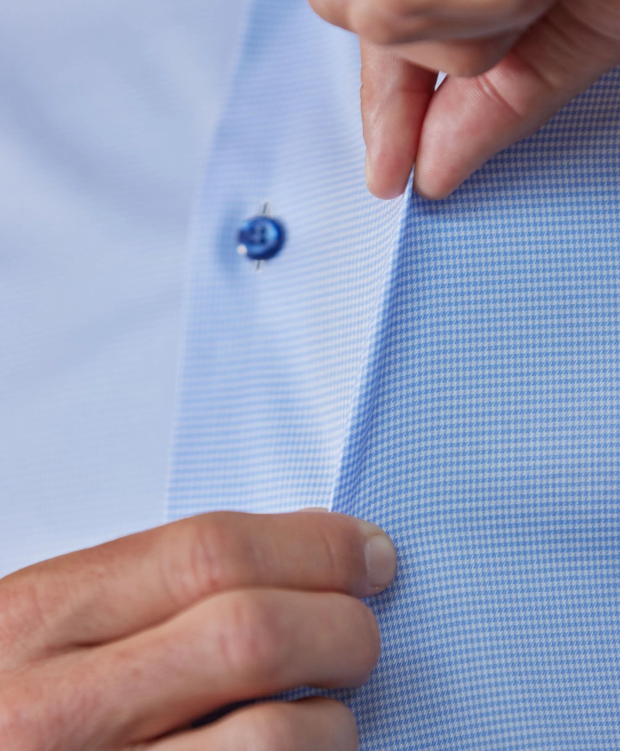 SBSP11013423 | Blue Houndstooth Stretch Dress Shirt Weekend Adventure Seamless construction