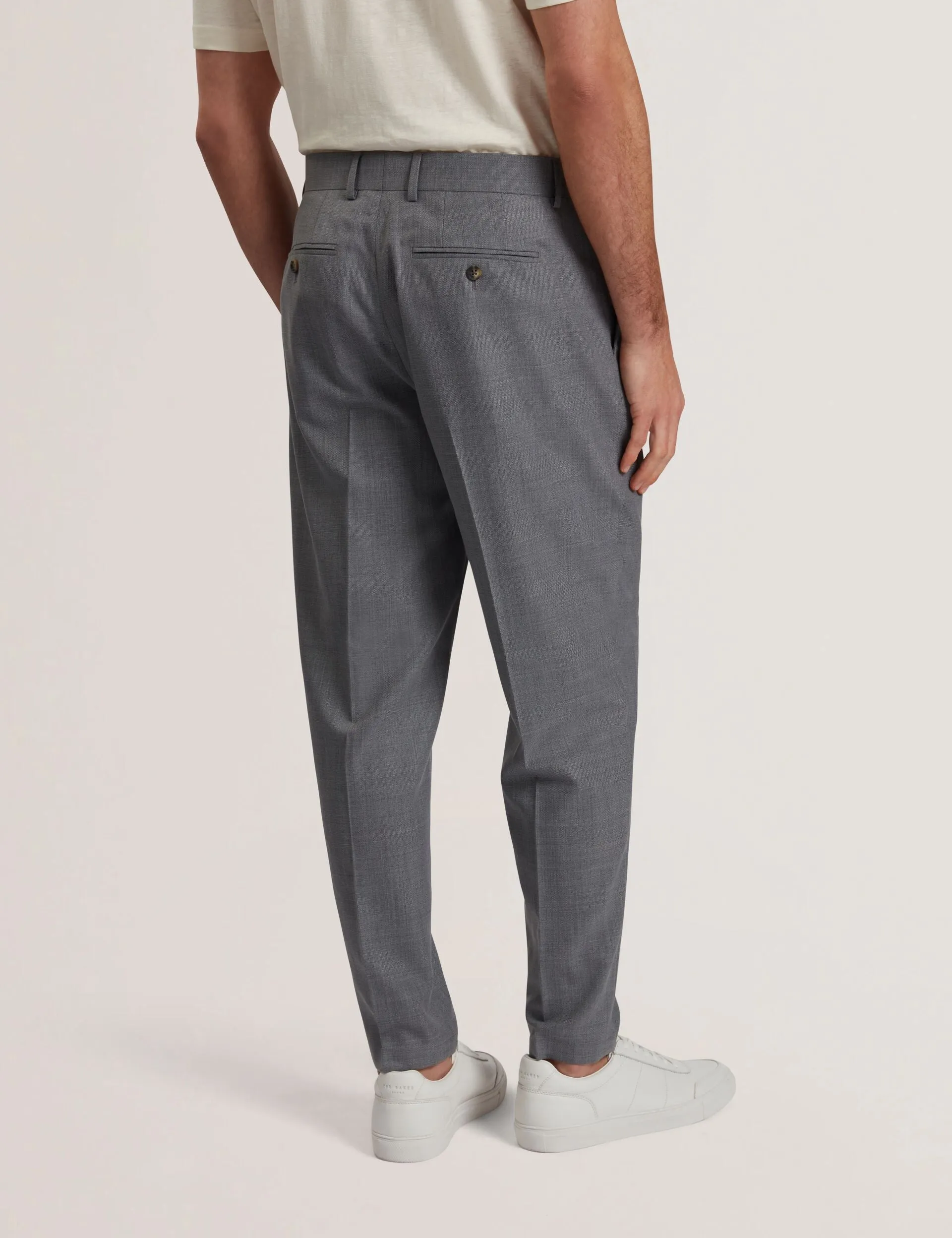 SELWYNT | MID-GREY Cozy And Stylish