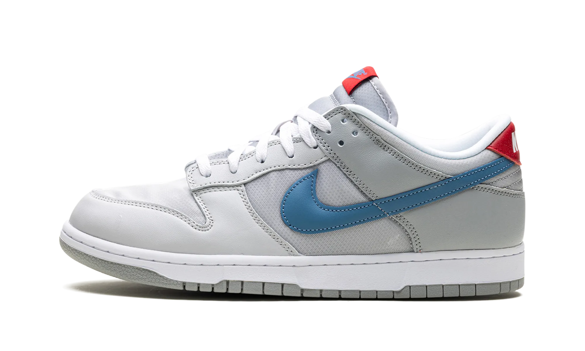 Dunk low "Silver Surfer" Enhanced Traction
