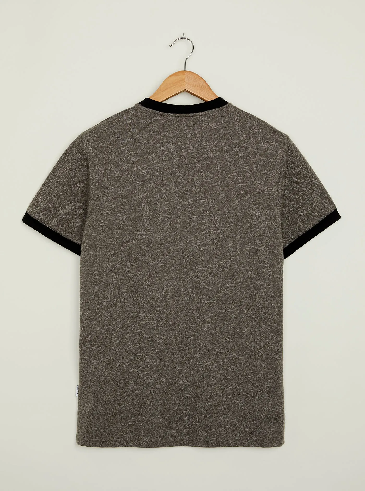 Fernsbury T-Shirt - Grey Modern Outfit