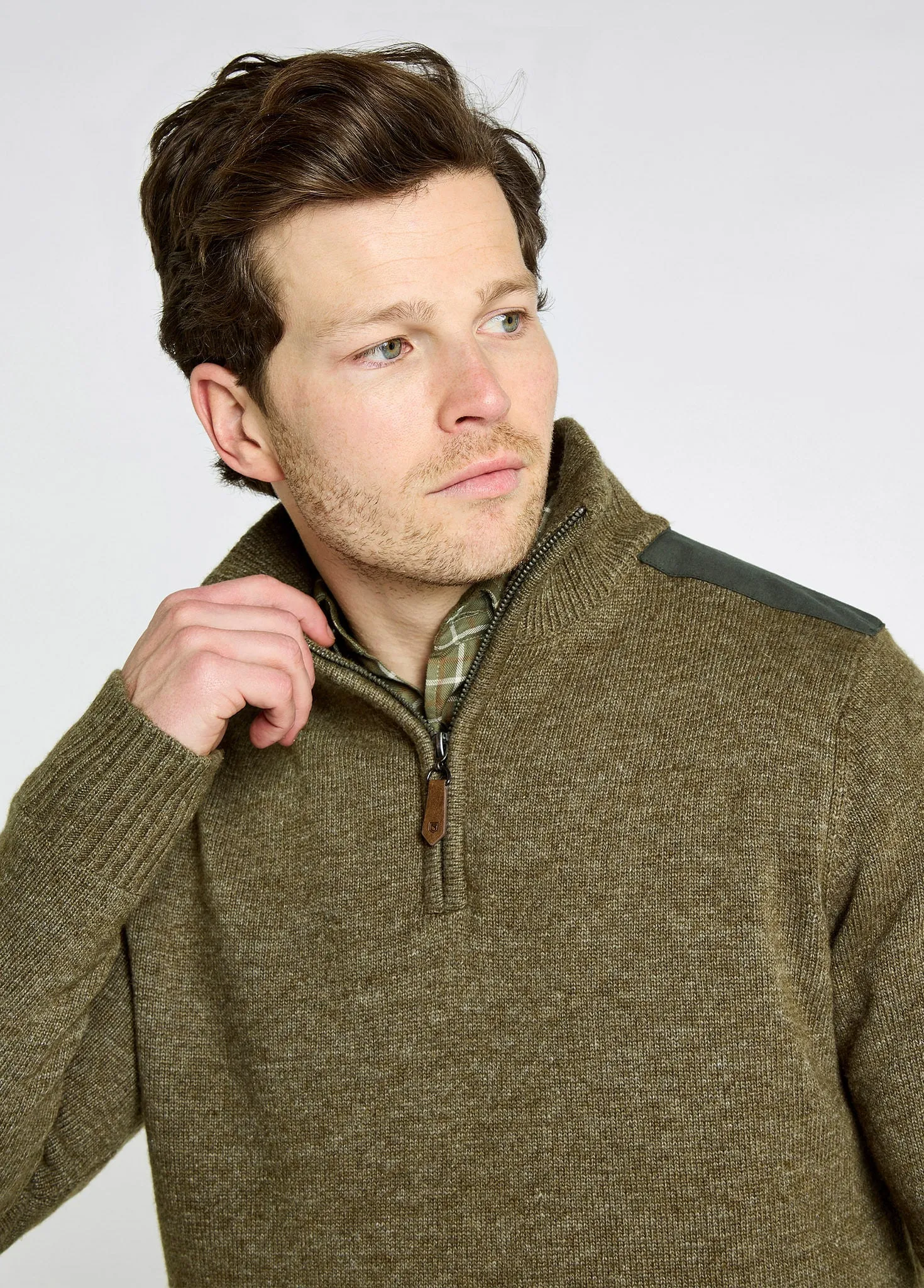 Relaxed Fit Doherty Men??s zip neck sweater - Dusky Green