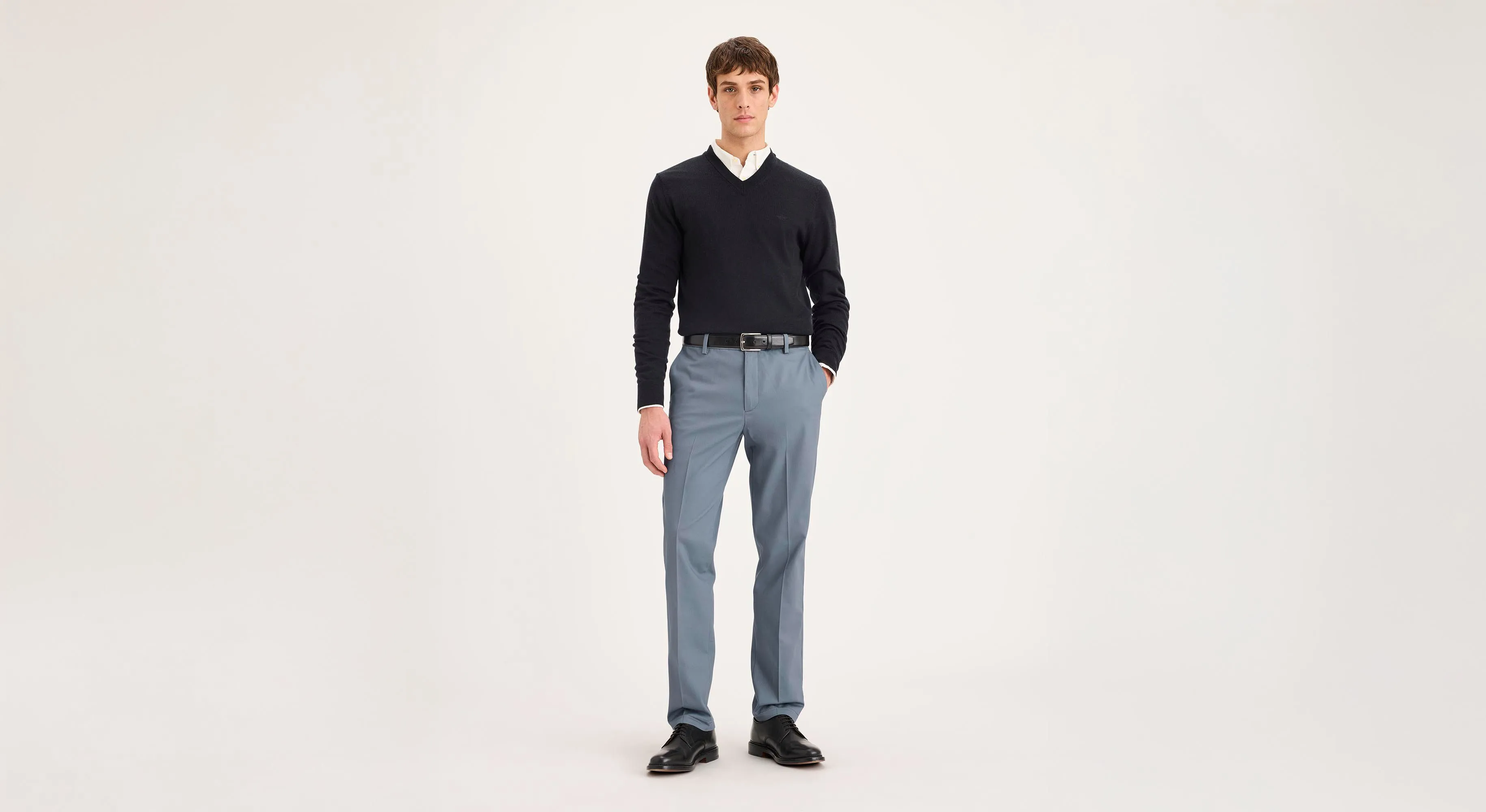 Signature Iron Free Khakis, Slim Fit with Stain Defender? Versatile Layer Perfectly Fit