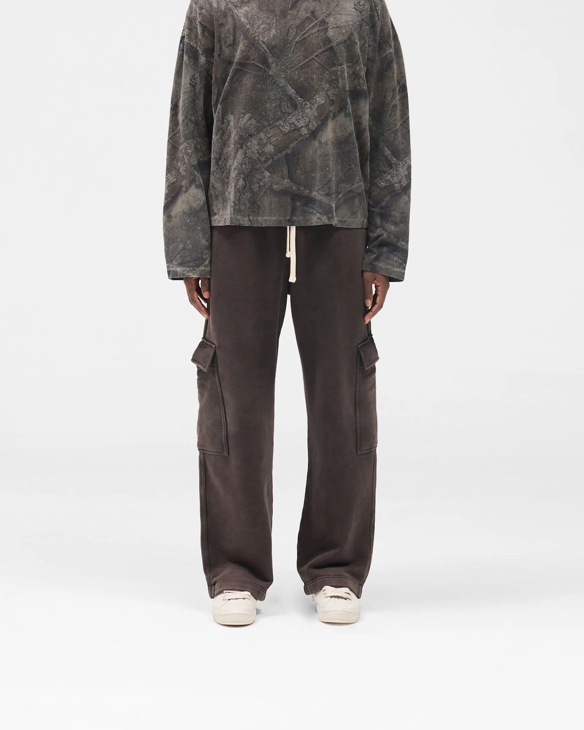 Initial Cargo Sweatpants - Coffee Long Wear EcoFriendlyMaterial