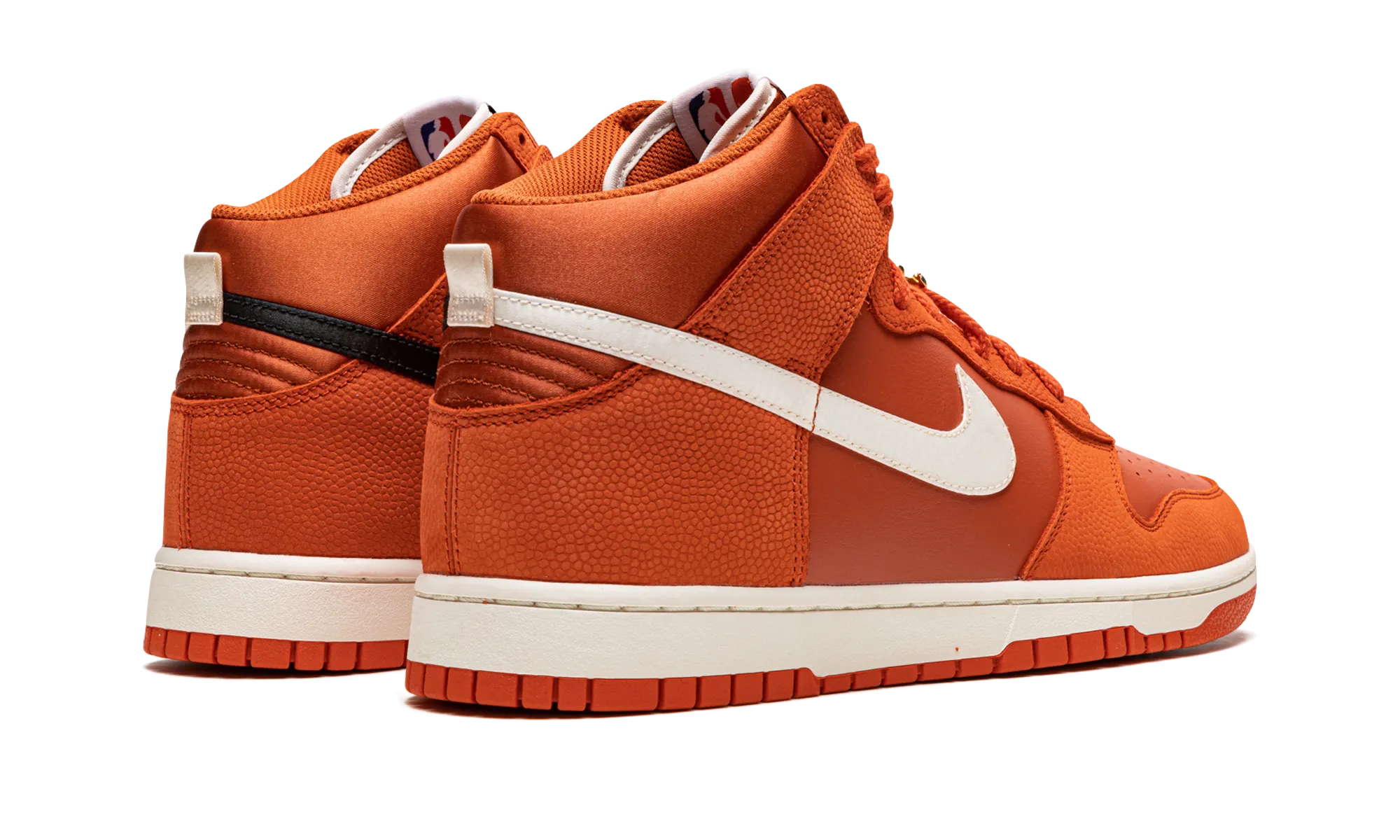 Anti Odor Treatment Skateboarding Fit Dunk Hi EMB "NBA X WNBA"