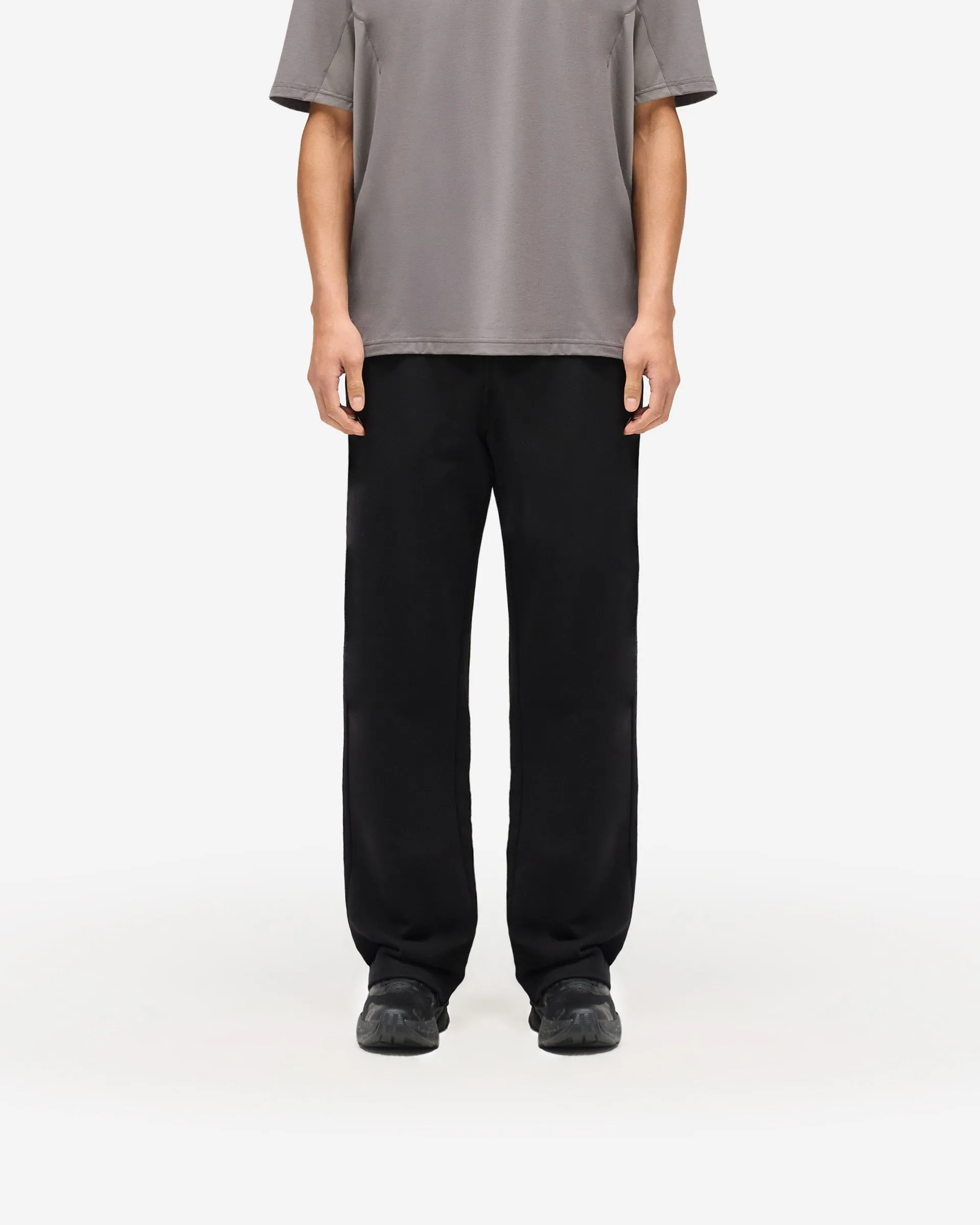 247 Straight Leg Jogger - Jet Black Outdoor Comfort Fit Slim Look