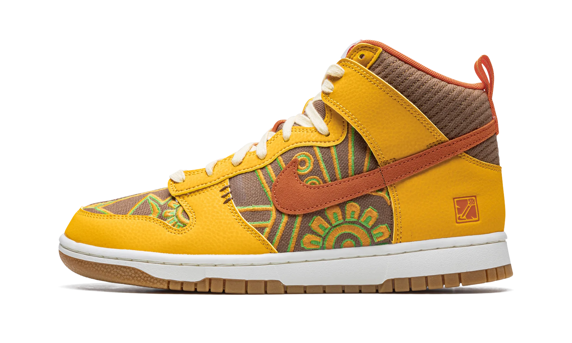 Dunk High "Somos Familia" Freestyle Fit Gear