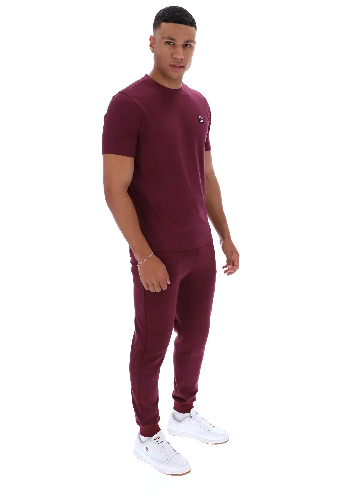 Sunny Essential T-Shirt Day-to-Night Look