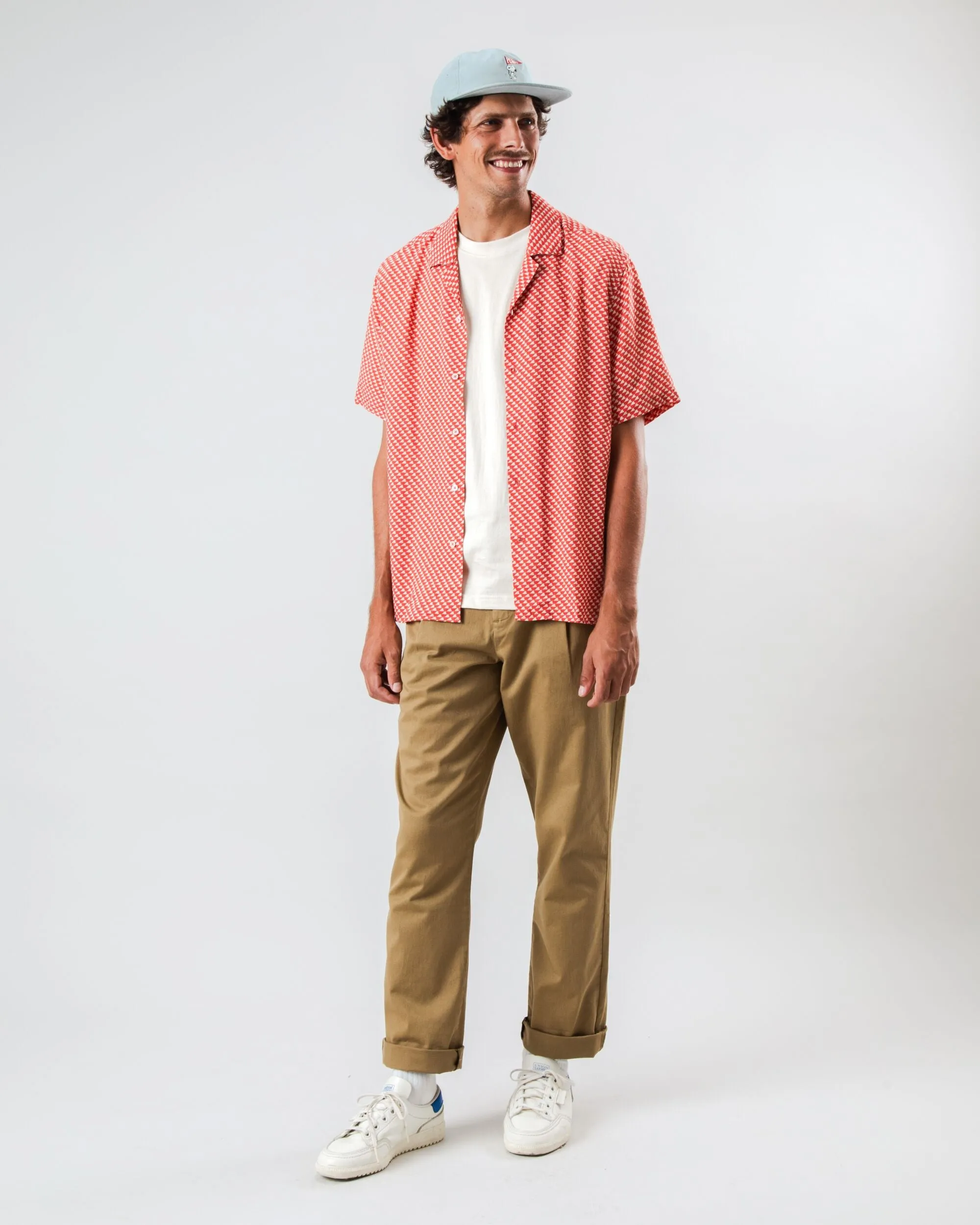 Lightweight texture Work From Home Tramuntana Aloha Shirt Red