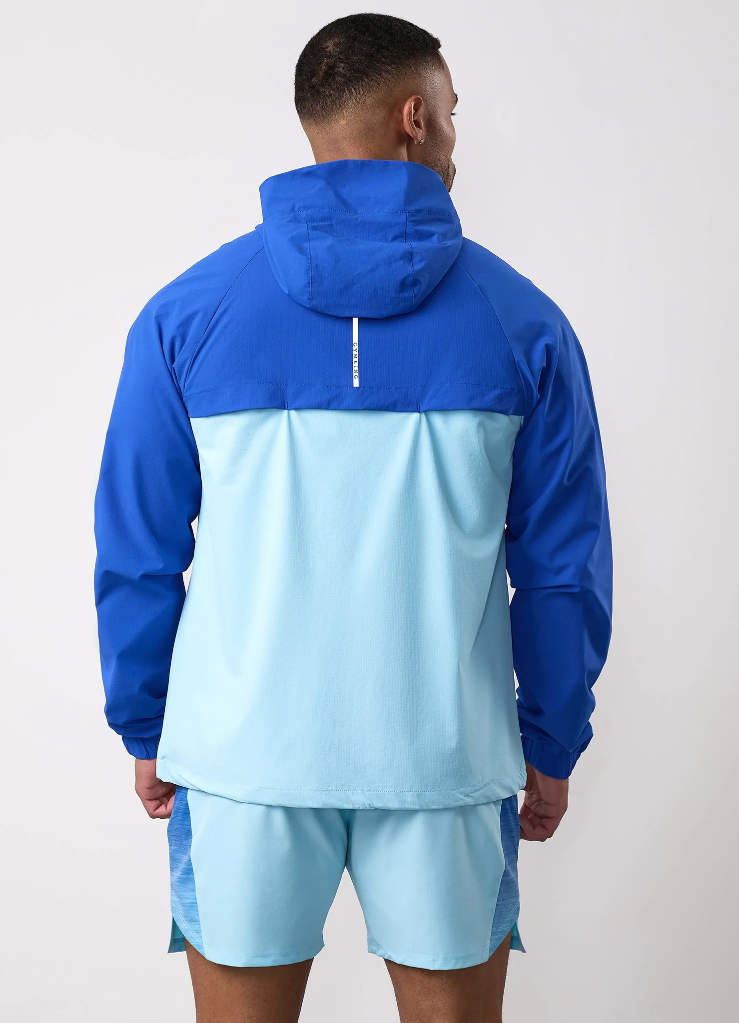Active Daily Wear Practical Layer Gym King Ombre Windbreaker - Capri Blue/Ocean Breeze/White