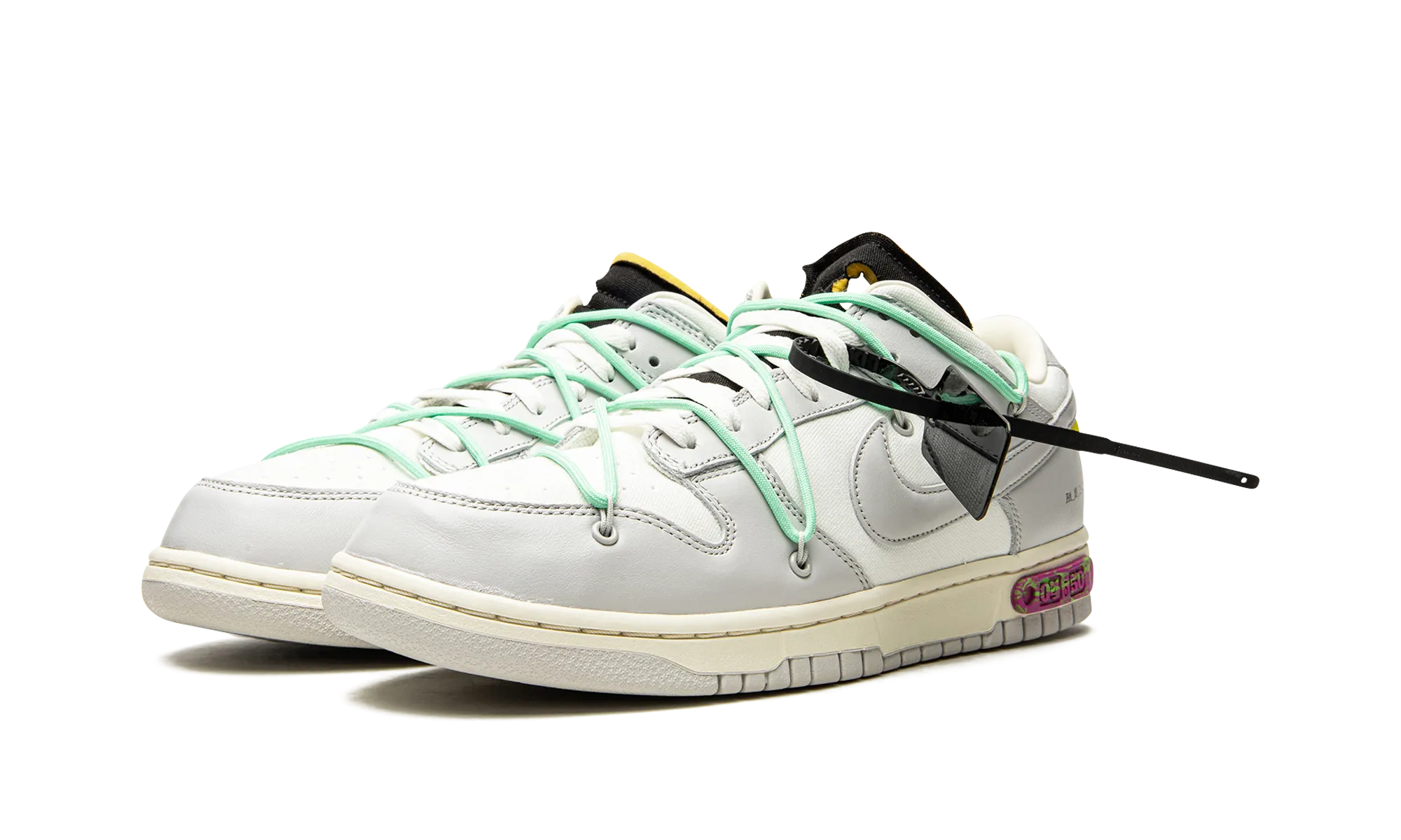 Comfortable Collar Dunk Low "Off-White - Lot 04"