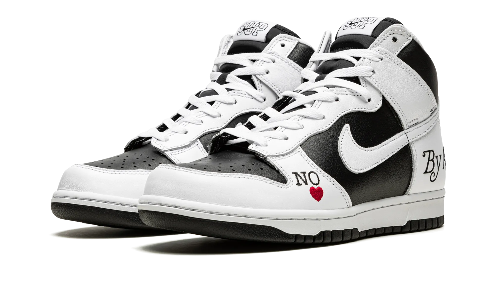 Elastic Comfort SB Dunk High "Supreme - By Any Means - White/Black"