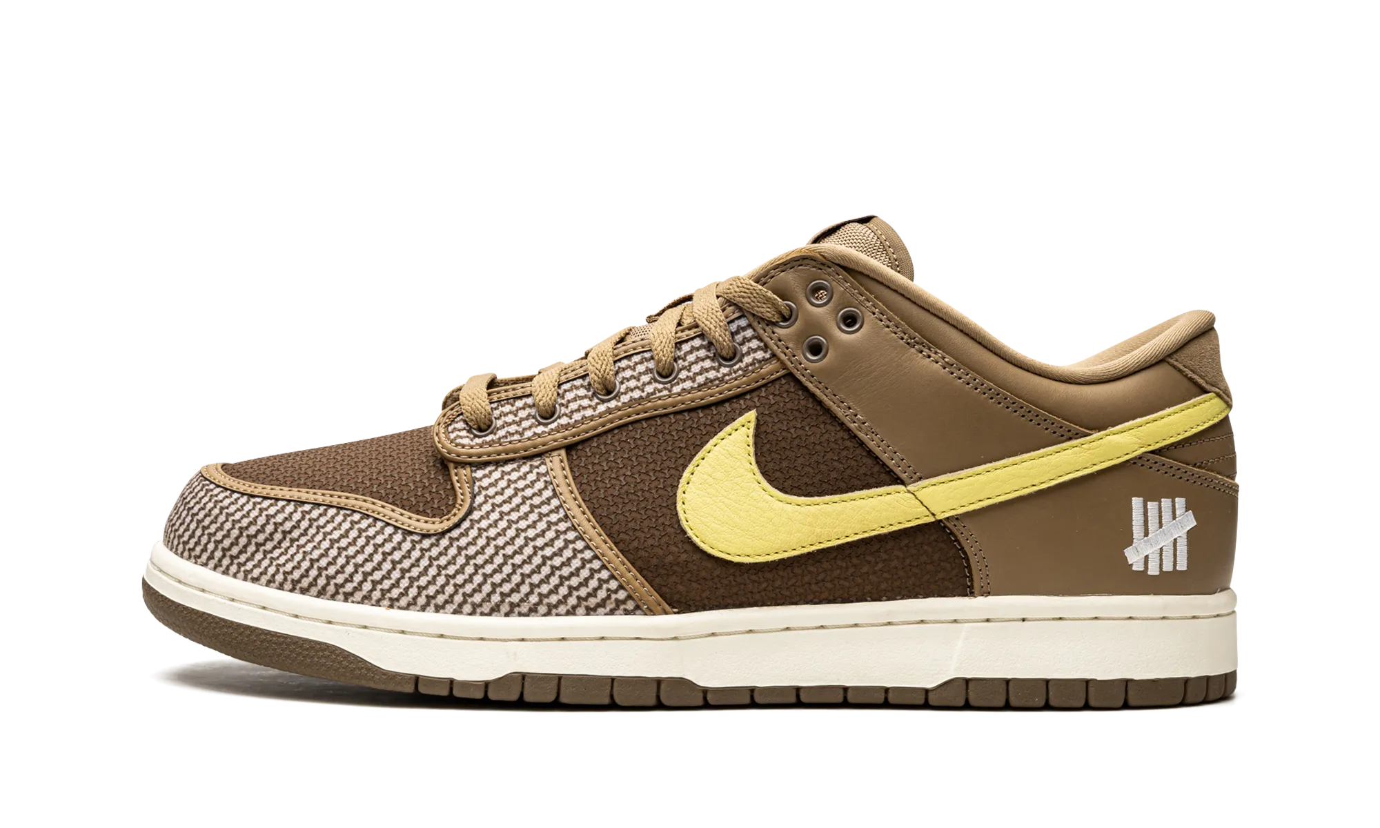 Dunk Low SP "Undefeated - Canteen" Casual Urban Ride