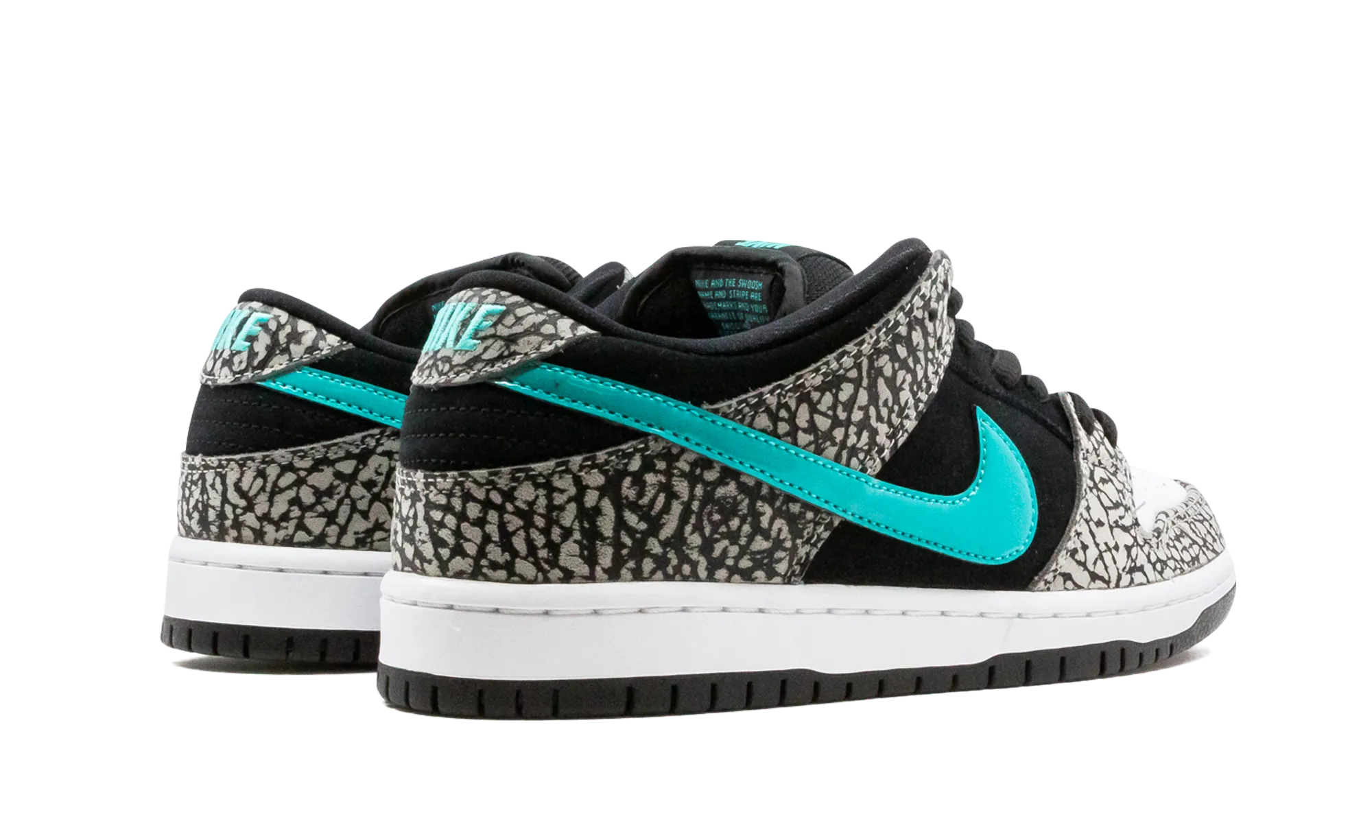 Sport Fit Performance Focus SB Dunk Low Pro "Elephant"
