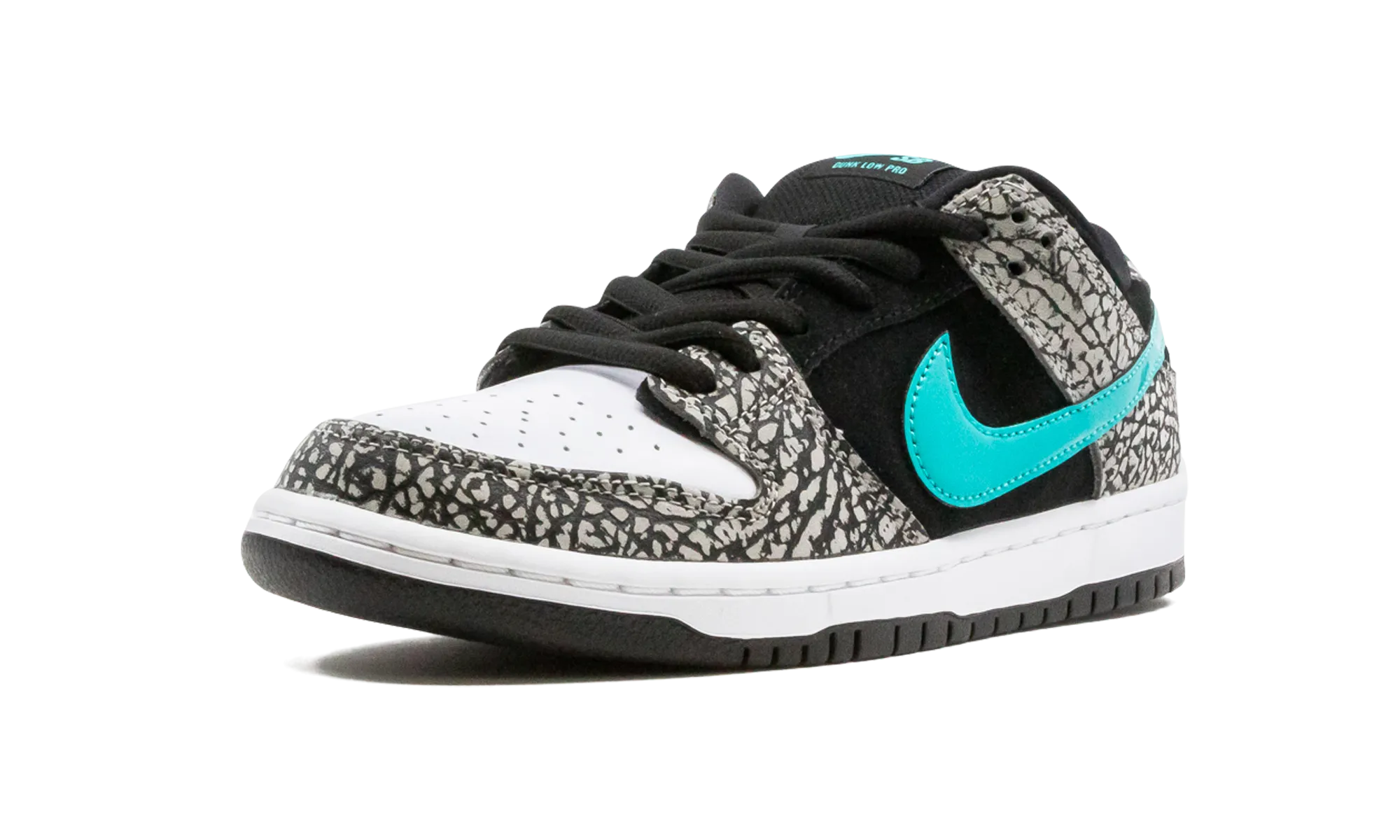 SB Dunk Low Pro "Elephant" Mid Top Design