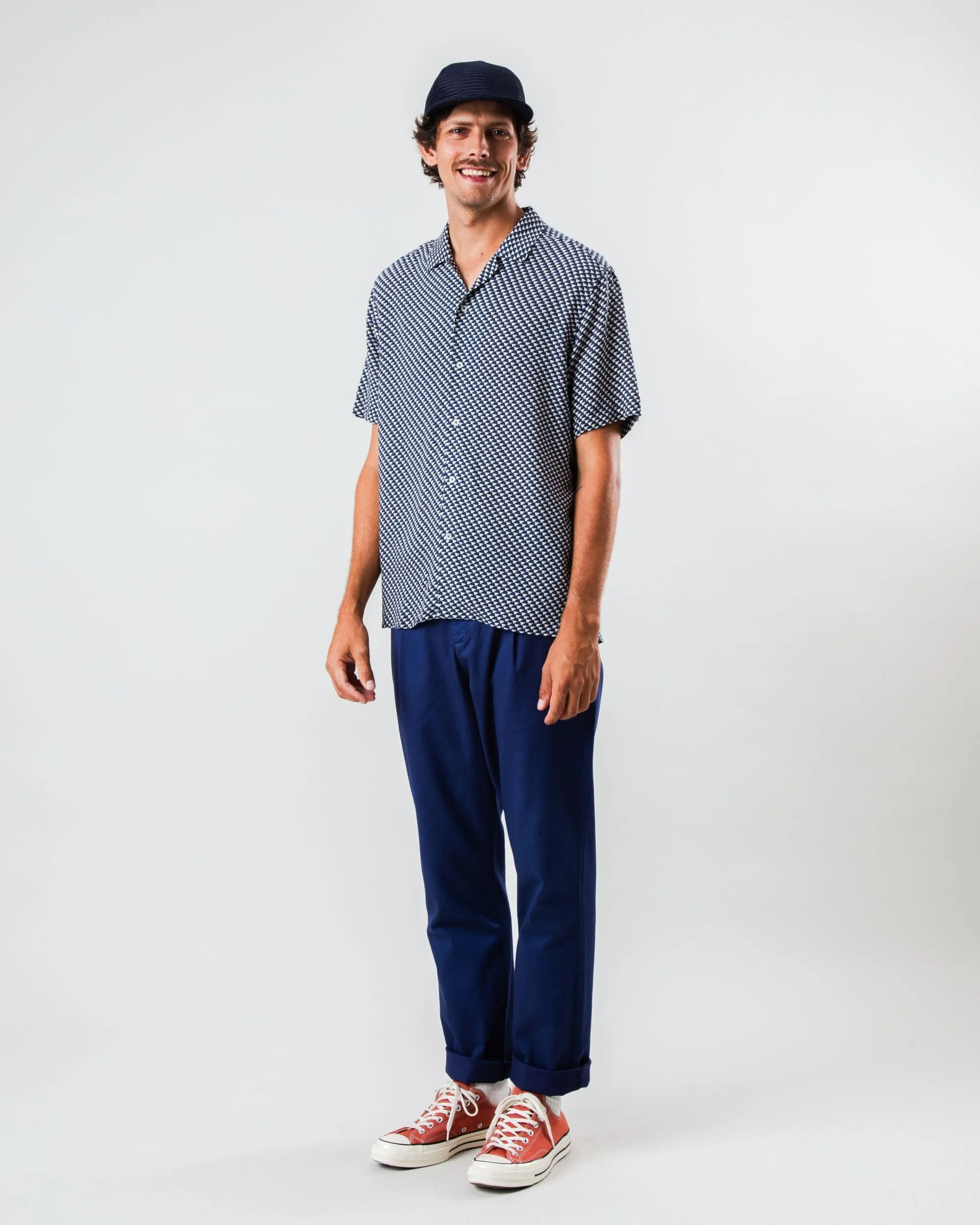 Static Dissipating Fiber Lace Accent Tramuntana Aloha Shirt Navy