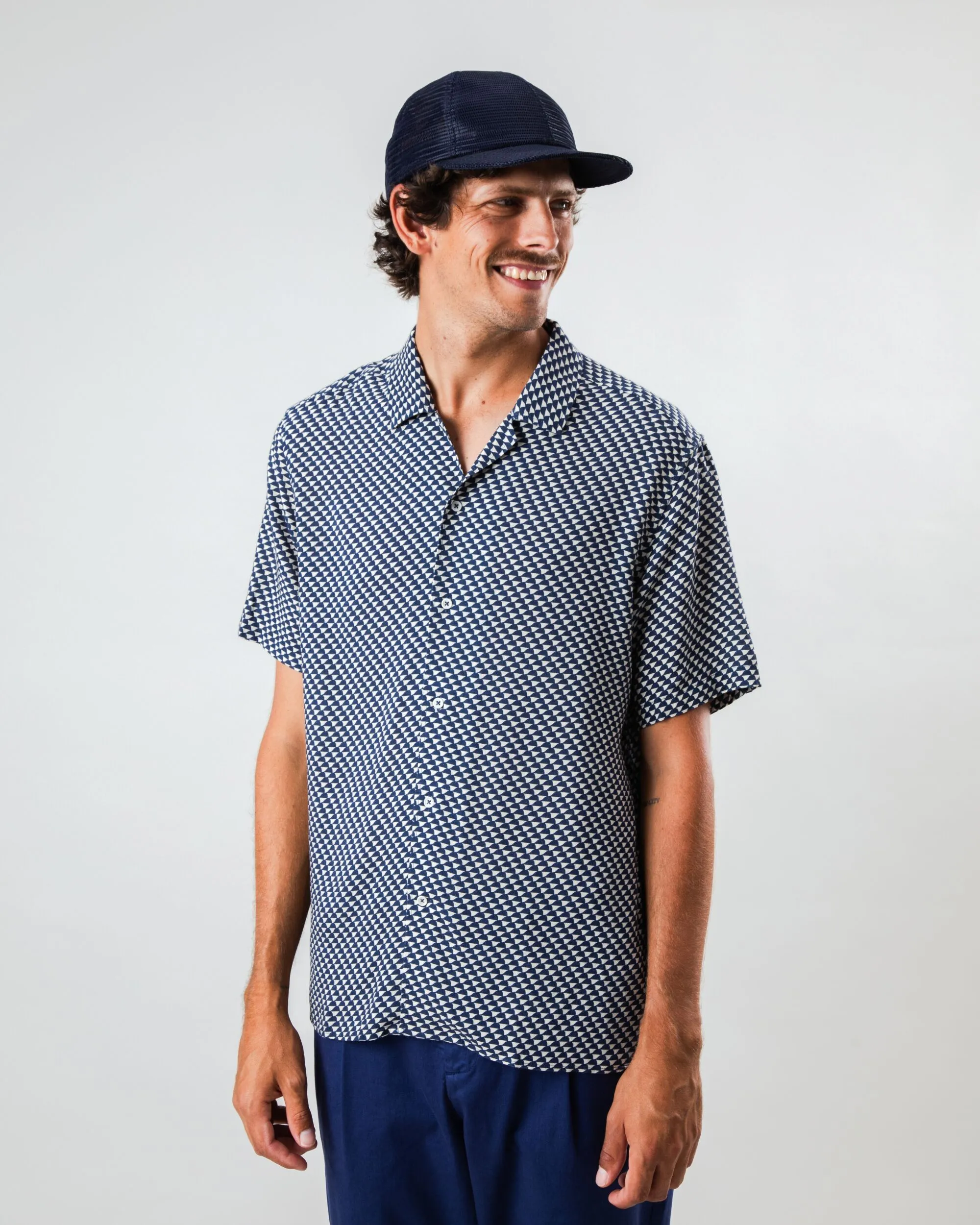 Sustainable production Tramuntana Aloha Shirt Navy