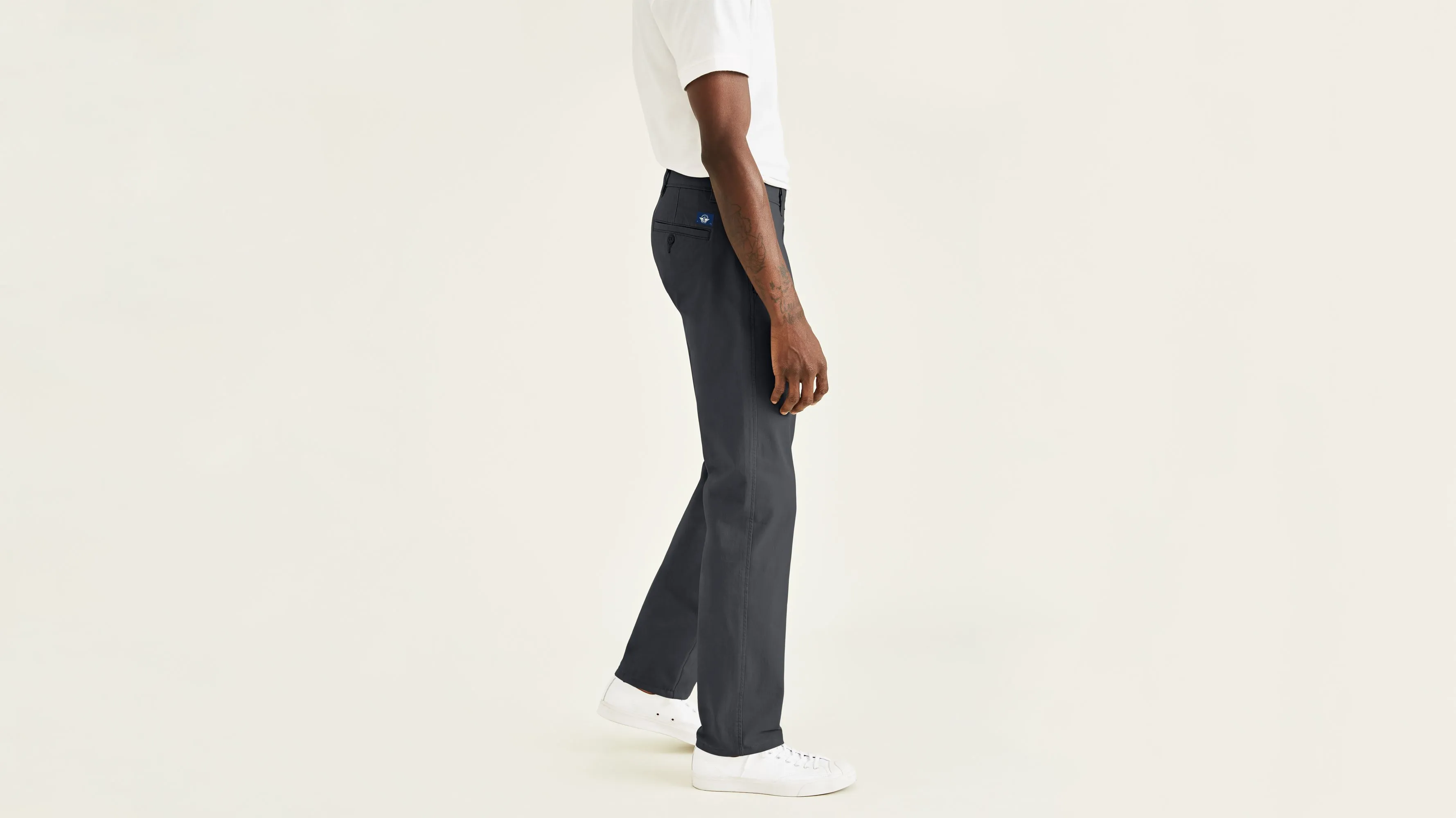 Ultimate Chinos, Straight Fit Layer-Friendly Comfortable Movement