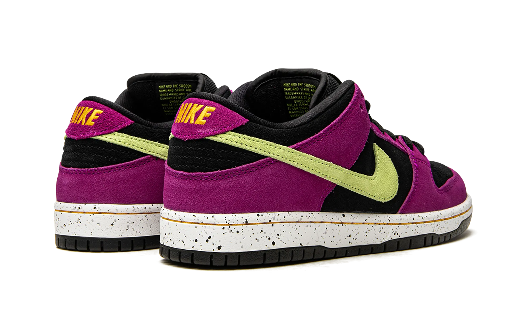 SB Dunk Low "ACG Terra Red Plum" Grip Ride