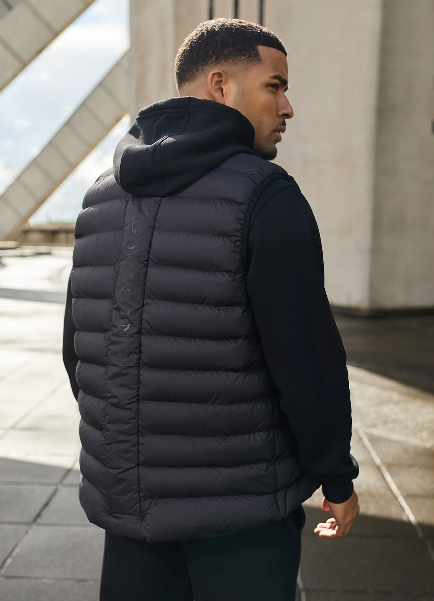Gym King Limit Gilet - Black Contrast Stitch