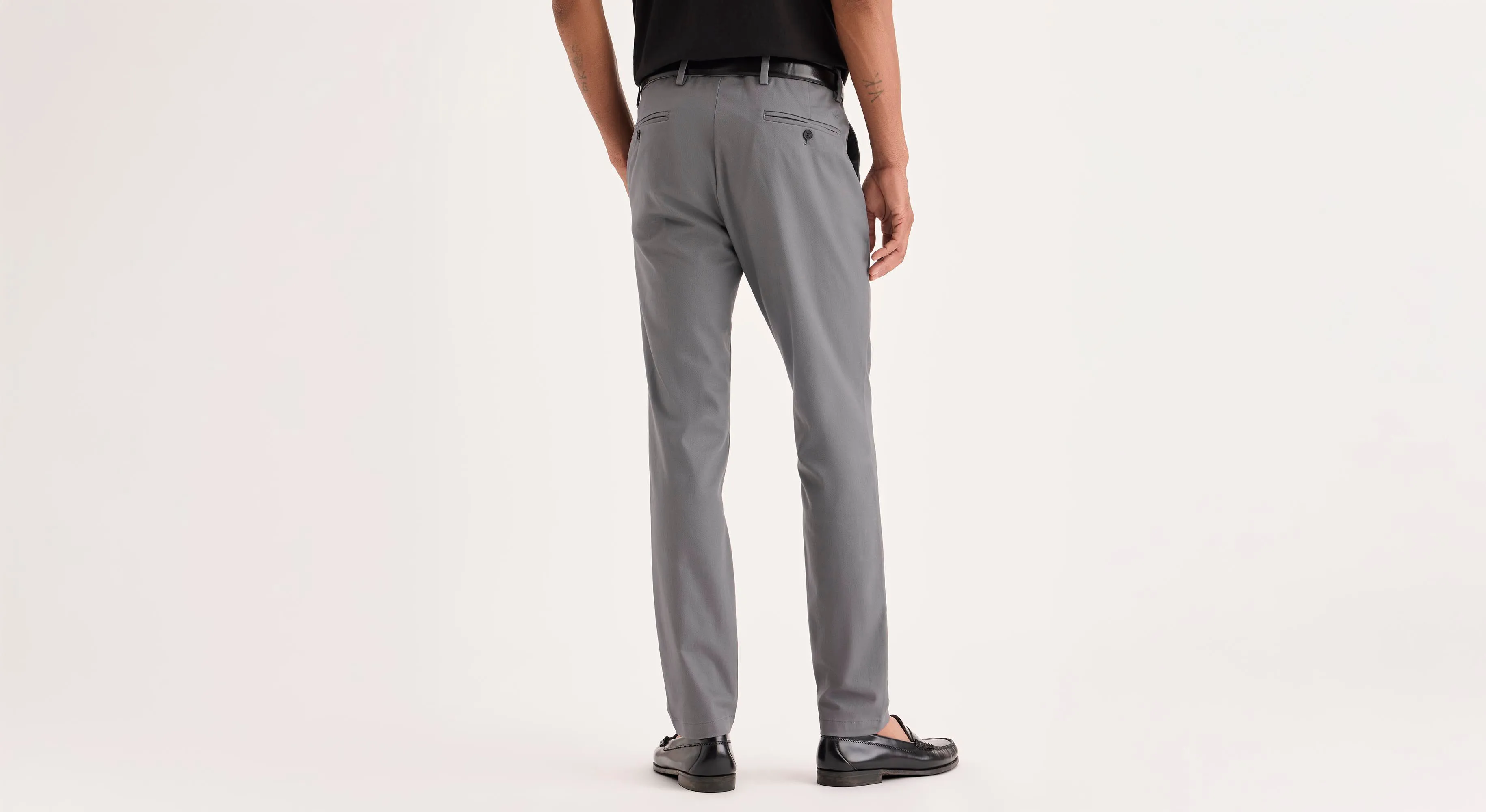 Signature Iron Free Khakis, Skinny Fit with Stain Defender? Soft Touch Material Core Comfort