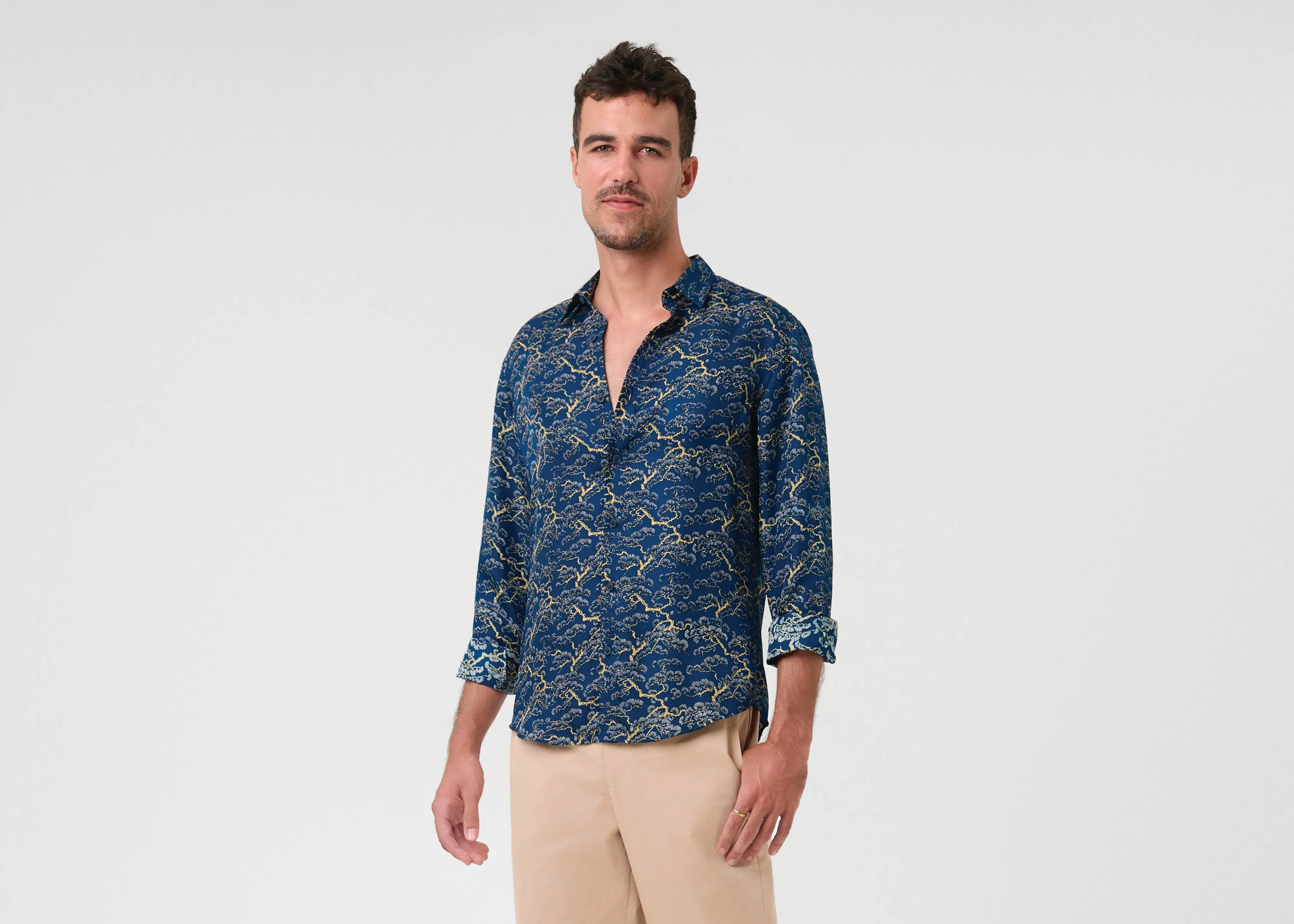 VINH LONG - PEARLWOOD INDIGO Split hem Stylish Design