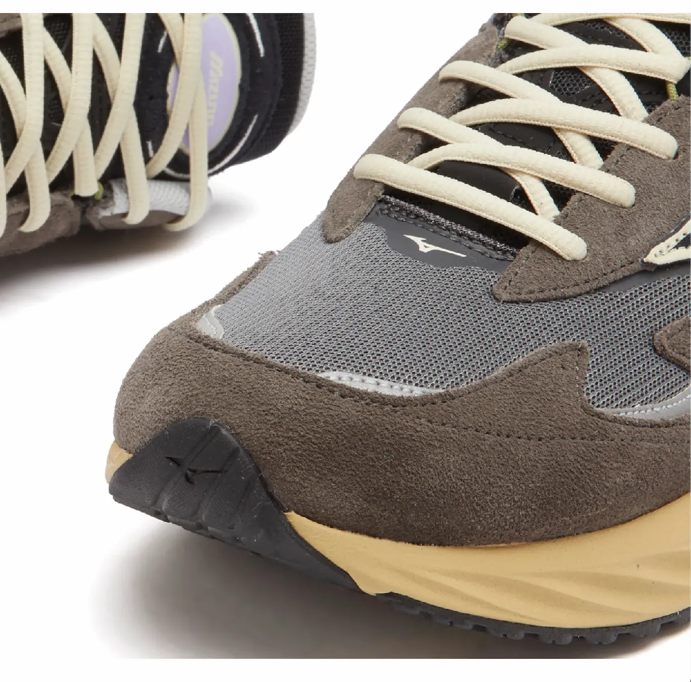 Wave Rider Beta - Quiet Shade/Black/Magnet Ultra Light Construction Space Vibe