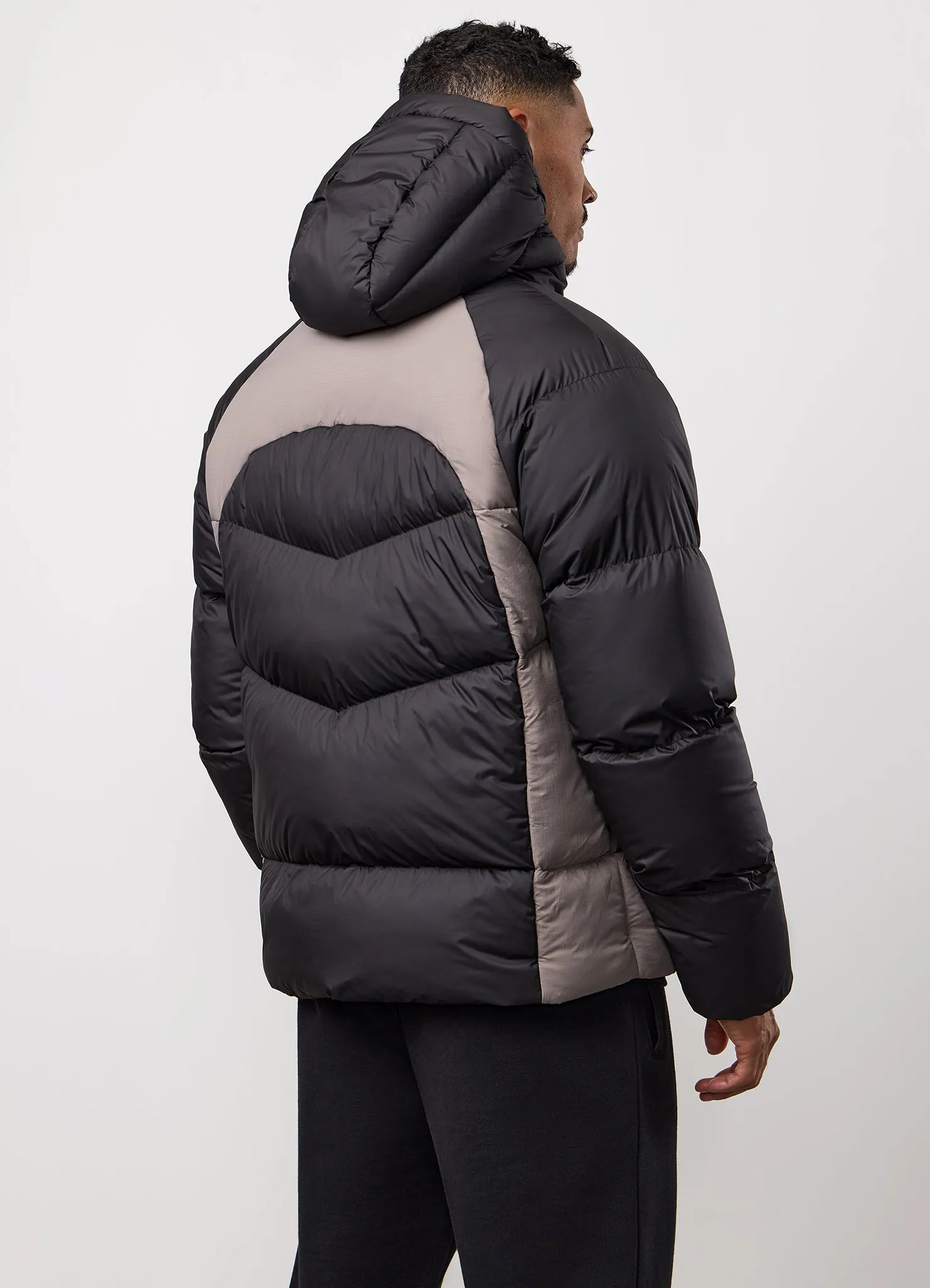 No Static Gym King Peak Puffer Jacket - Black/Cinder