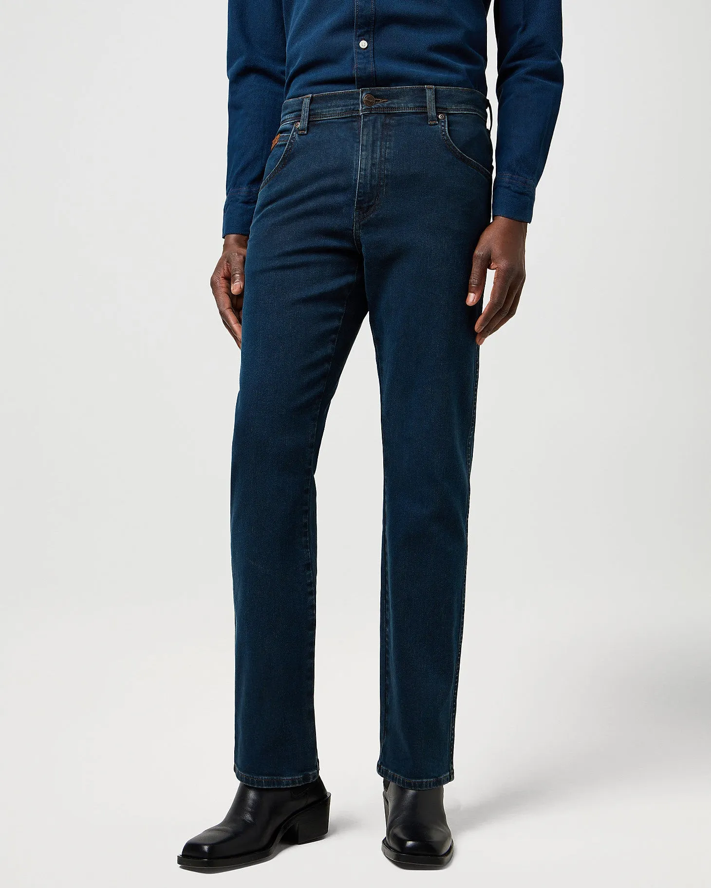 Modern Minimalist Urban Explorer Neutral palette Wrangler Texas Stretch Authentic Straight Mens Jeans - Blue Oxide